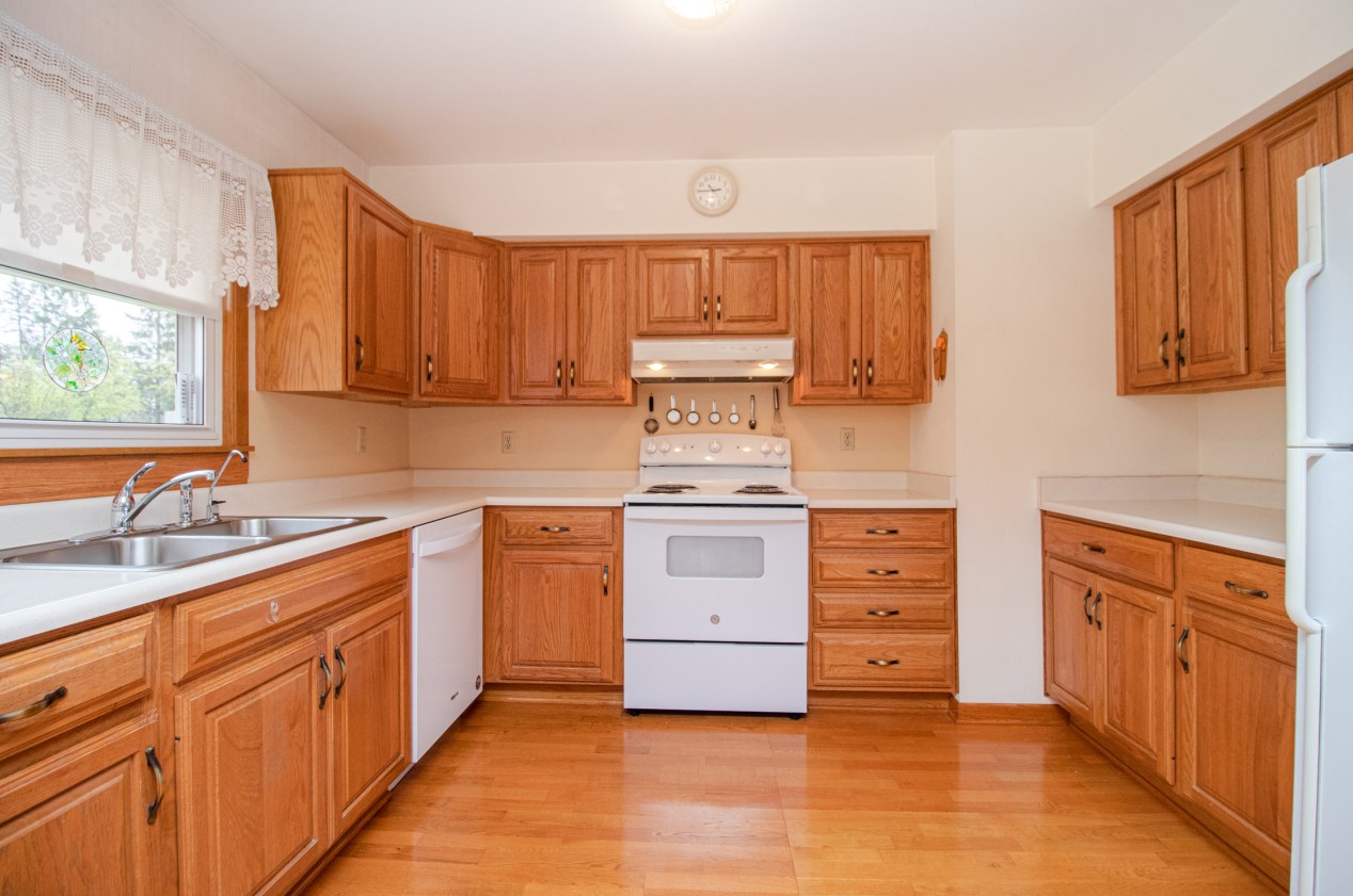 4150 143rd St, Brookfield WI  53005-1104 exterior