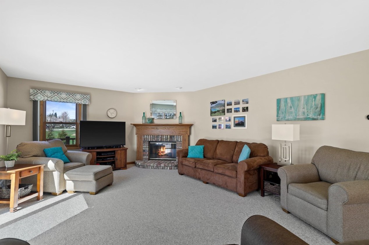 3945 Woodmount Dr, Brookfield WI  53005-2365 exterior