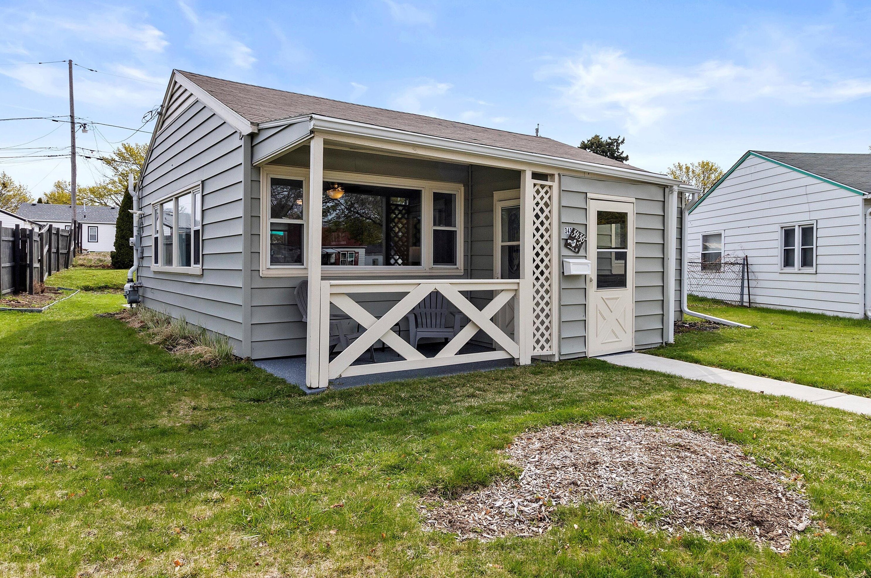 3436 S 1st Pl, Milwaukee, WI 53207
