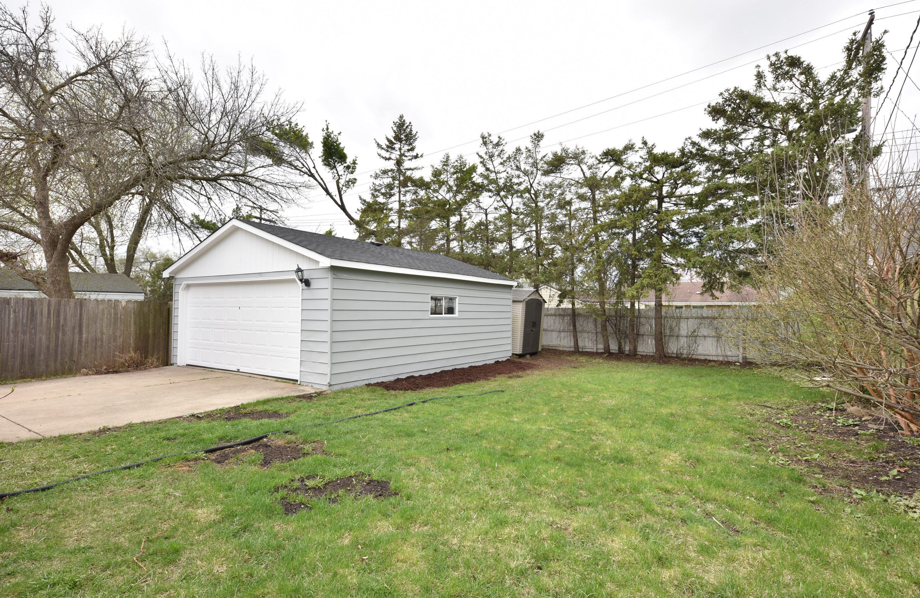 3463 97th St, Milwaukee WI  53222-3449 exterior