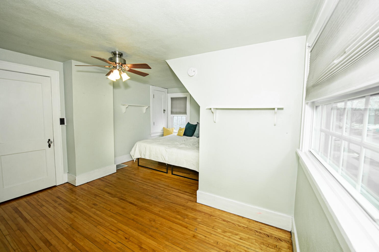 728 10th St, Wilson MN  55987-9257 exterior
