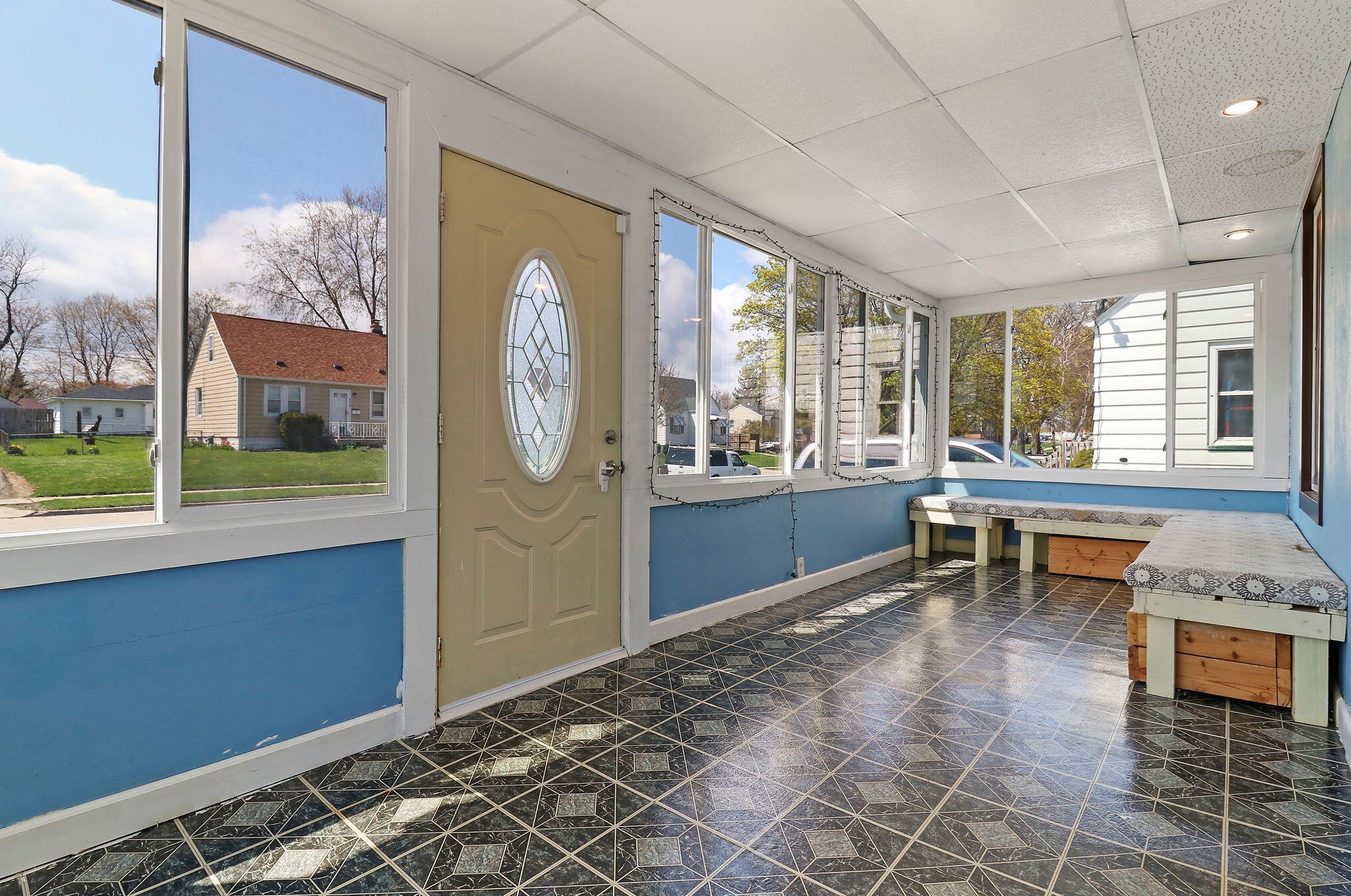 5411 42nd Ave, Kenosha, WI 53144