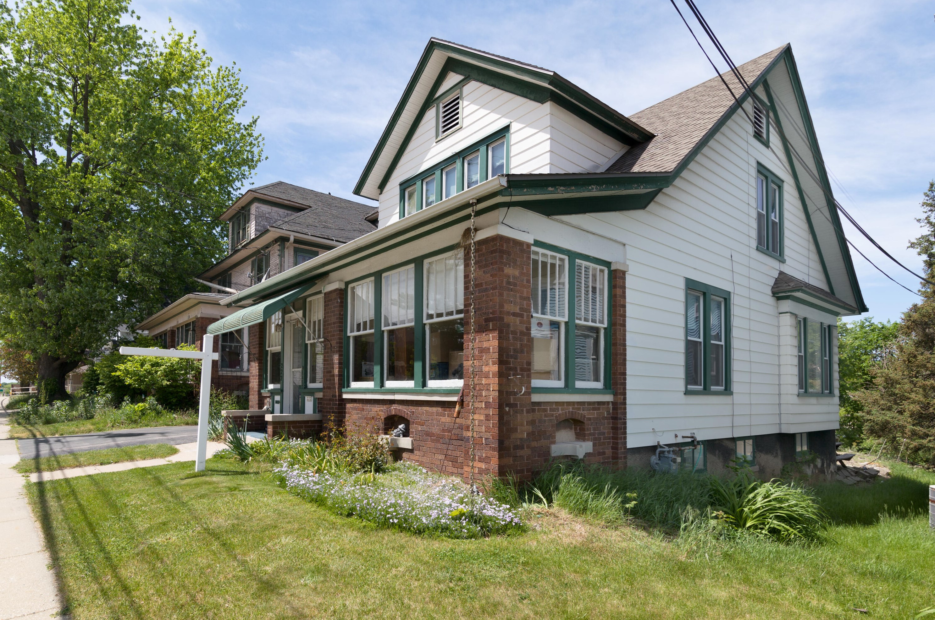 222 E Sumner St, Hartford, WI 53027