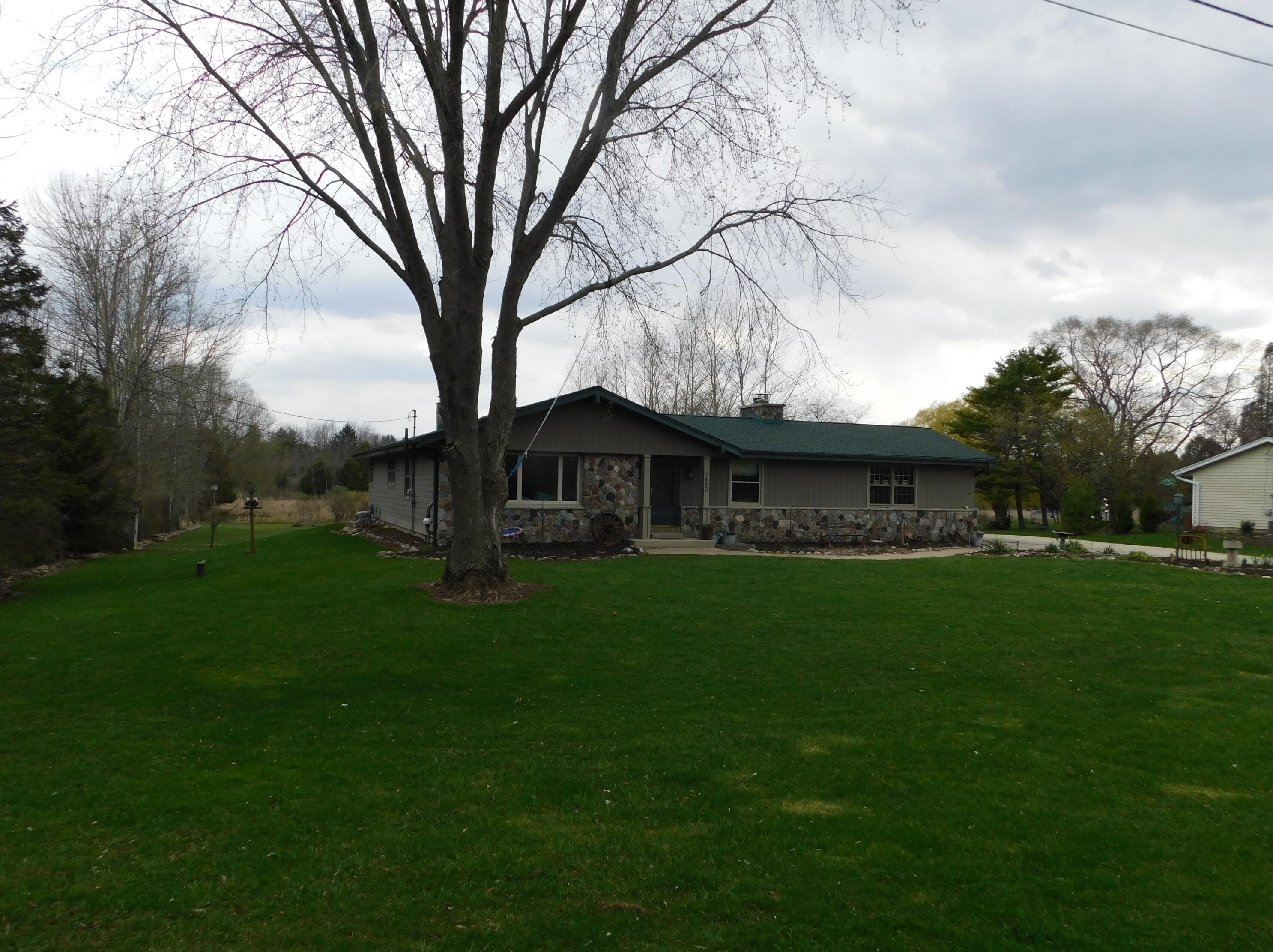 1452 County Road C, Grafton, WI 53024