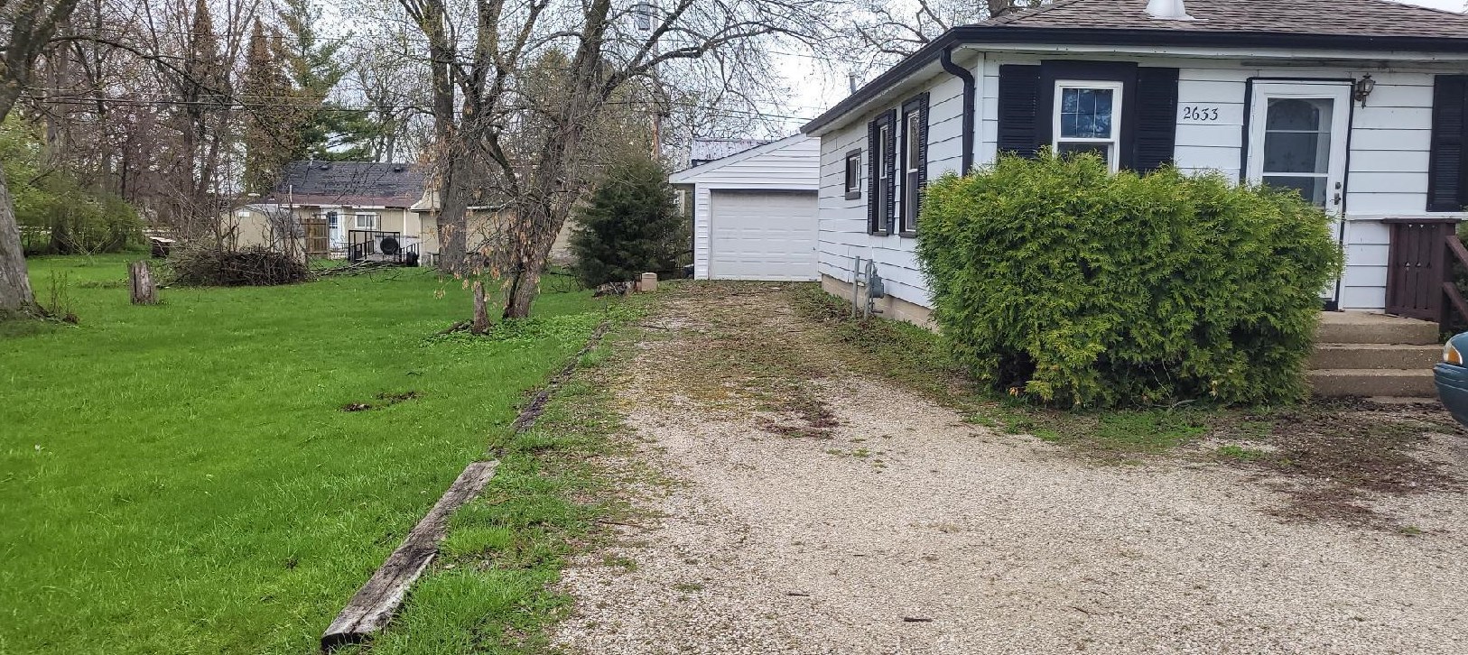 2633 Marshall Square, Kansasville, WI 53139