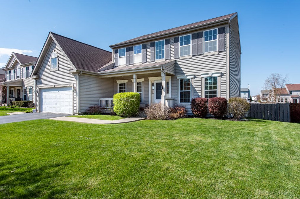 8224 66th St, Kenosha, WI 53142