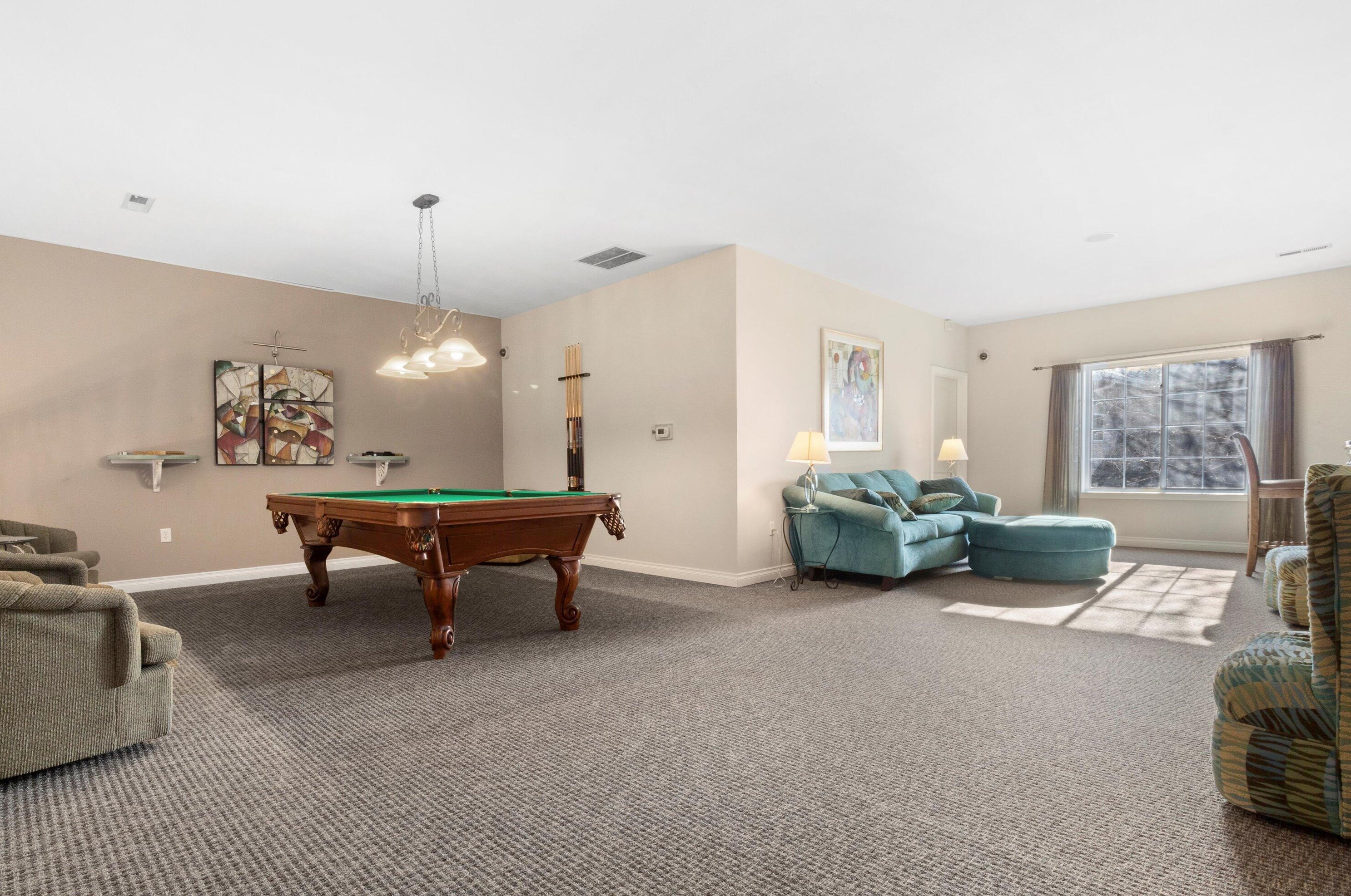 6170 Walnut Ln, Cudahy WI  53110-3468 exterior