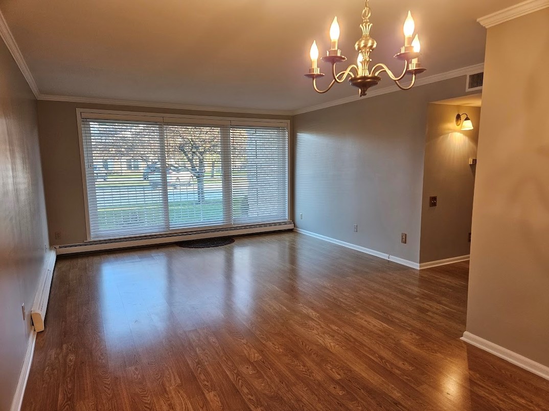 940 W Heritage Ct #103, Thiensville, WI 53092