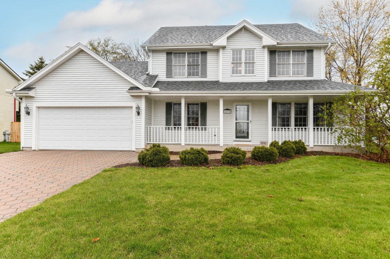 6530 Novak Rd, Racine, WI 53402-1544