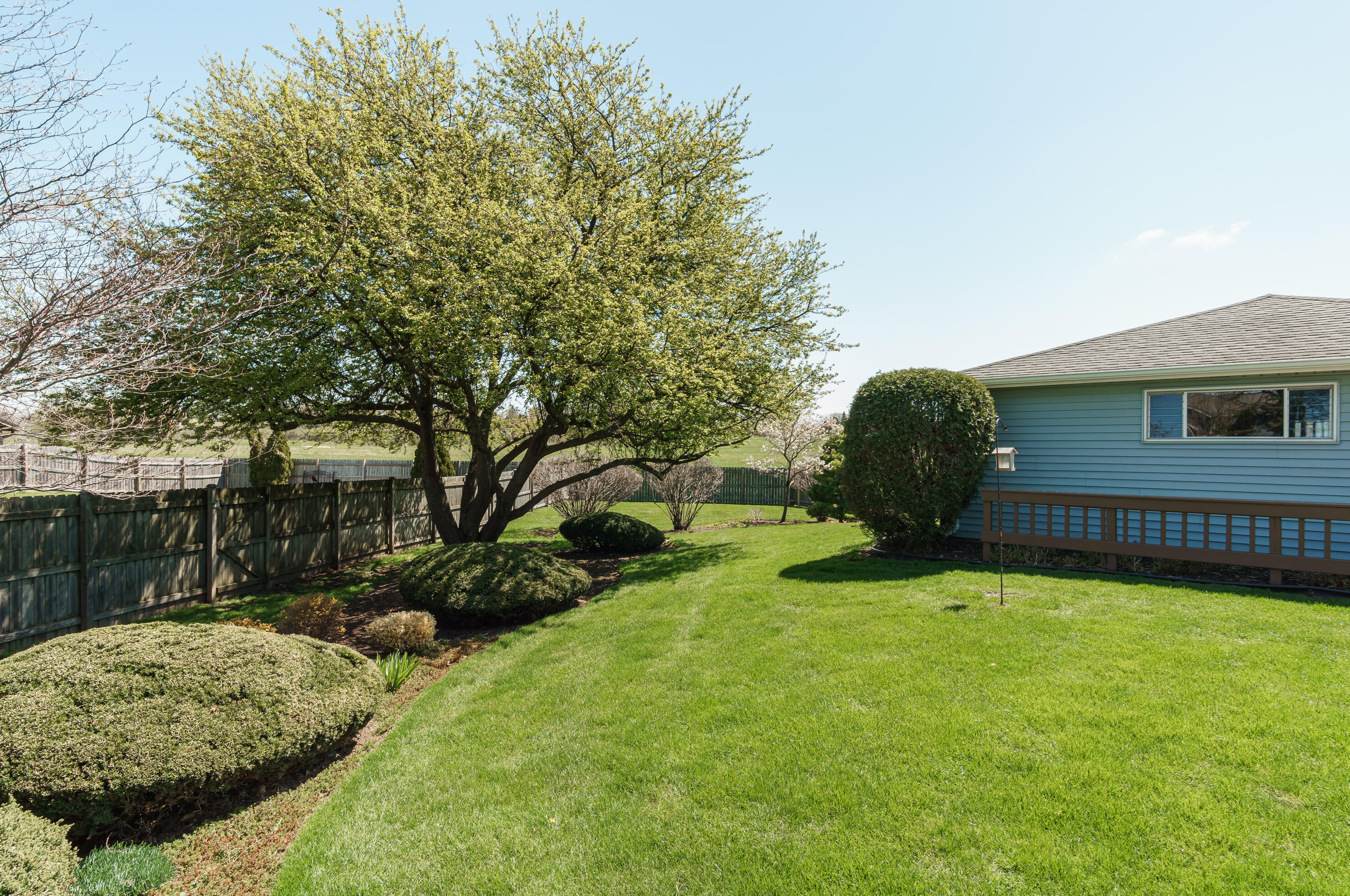 6730 Brooks Ct, Racine, WI 53406-4393