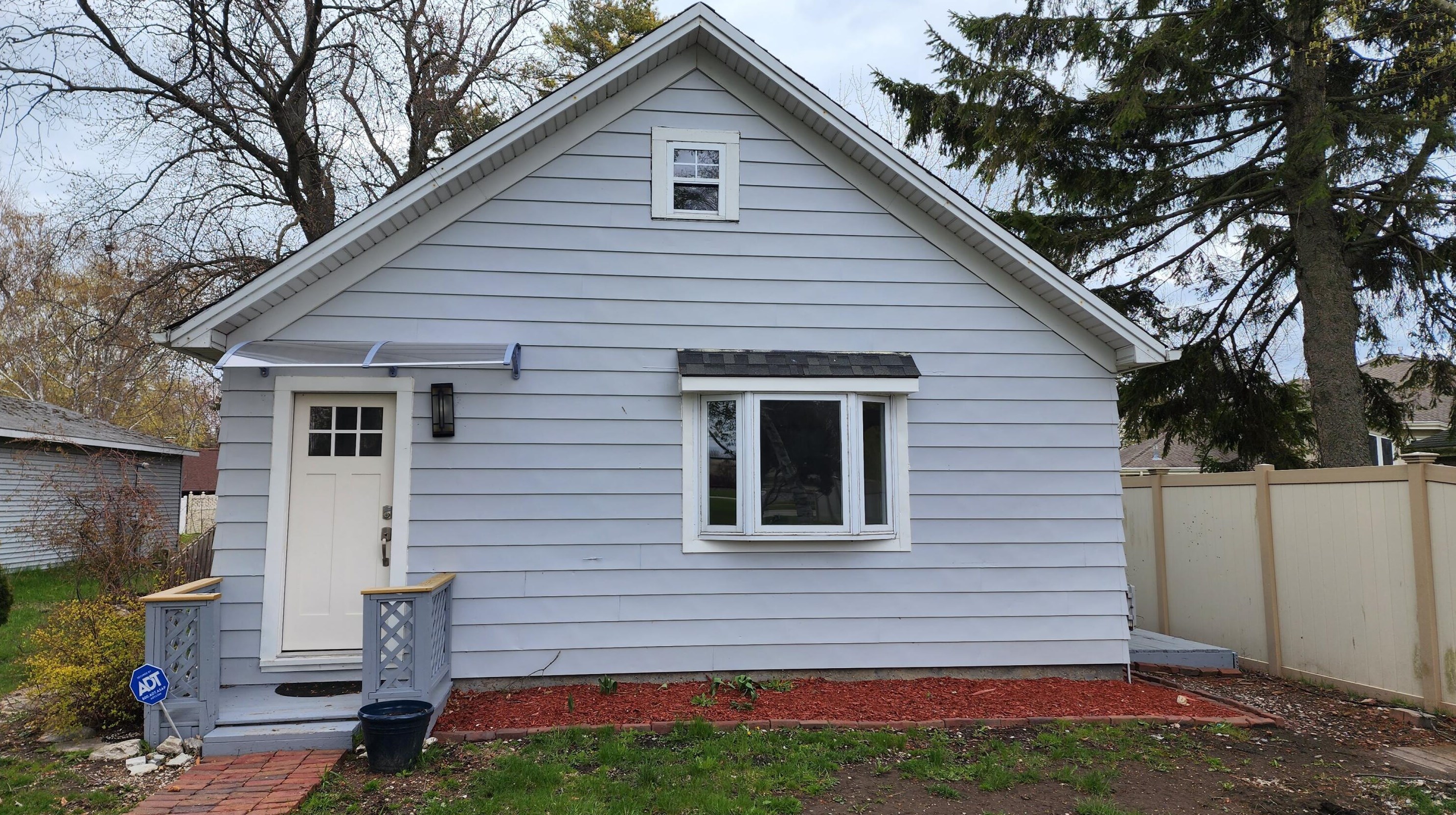 4443 Sheridan Rd, Racine, WI 53403