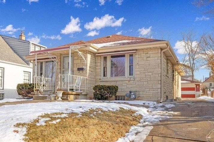 2586 S 78th St, Milwaukee, WI 53219