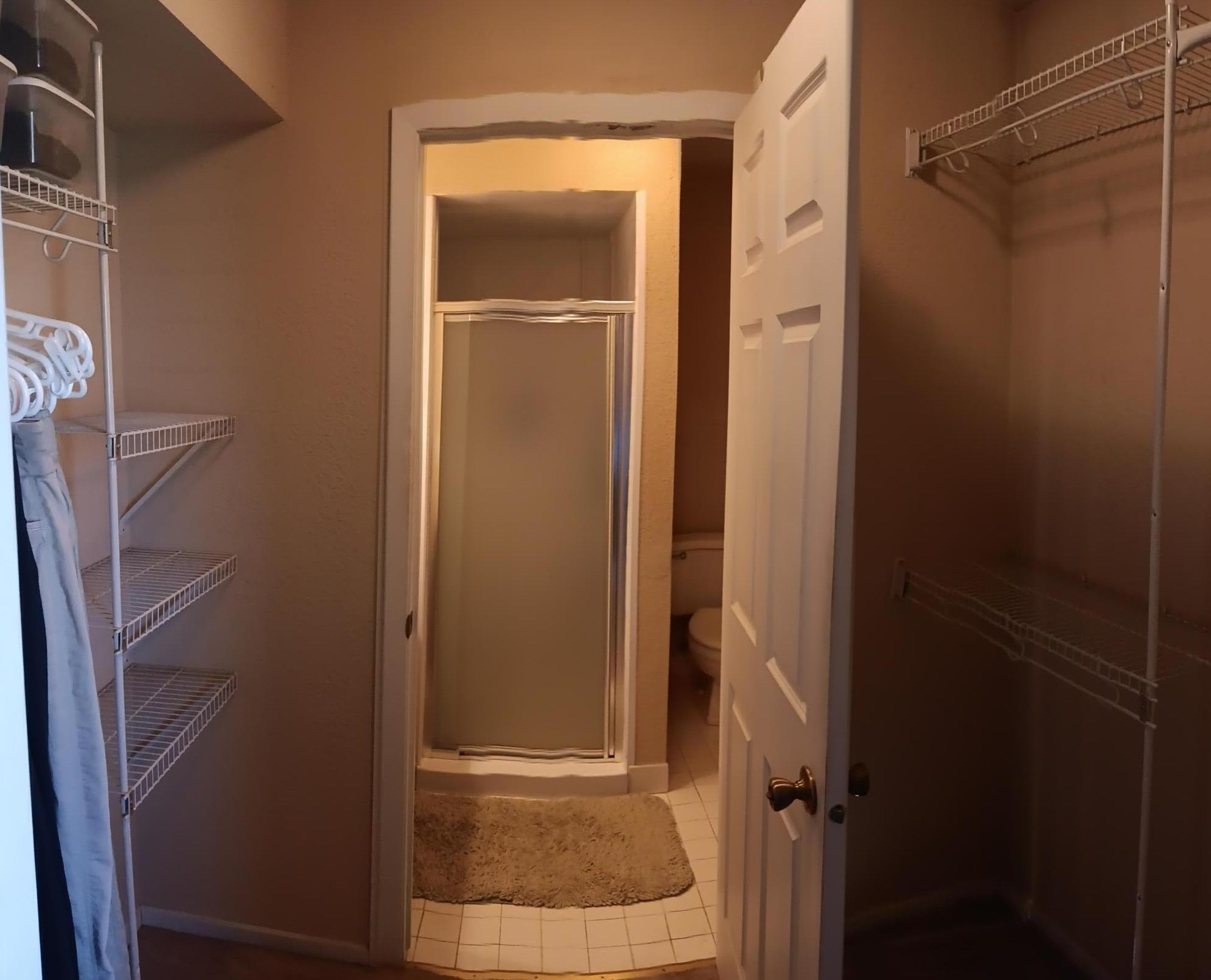 10259 W Whitnall Edge Dr #202, Hales Corners, WI 53132