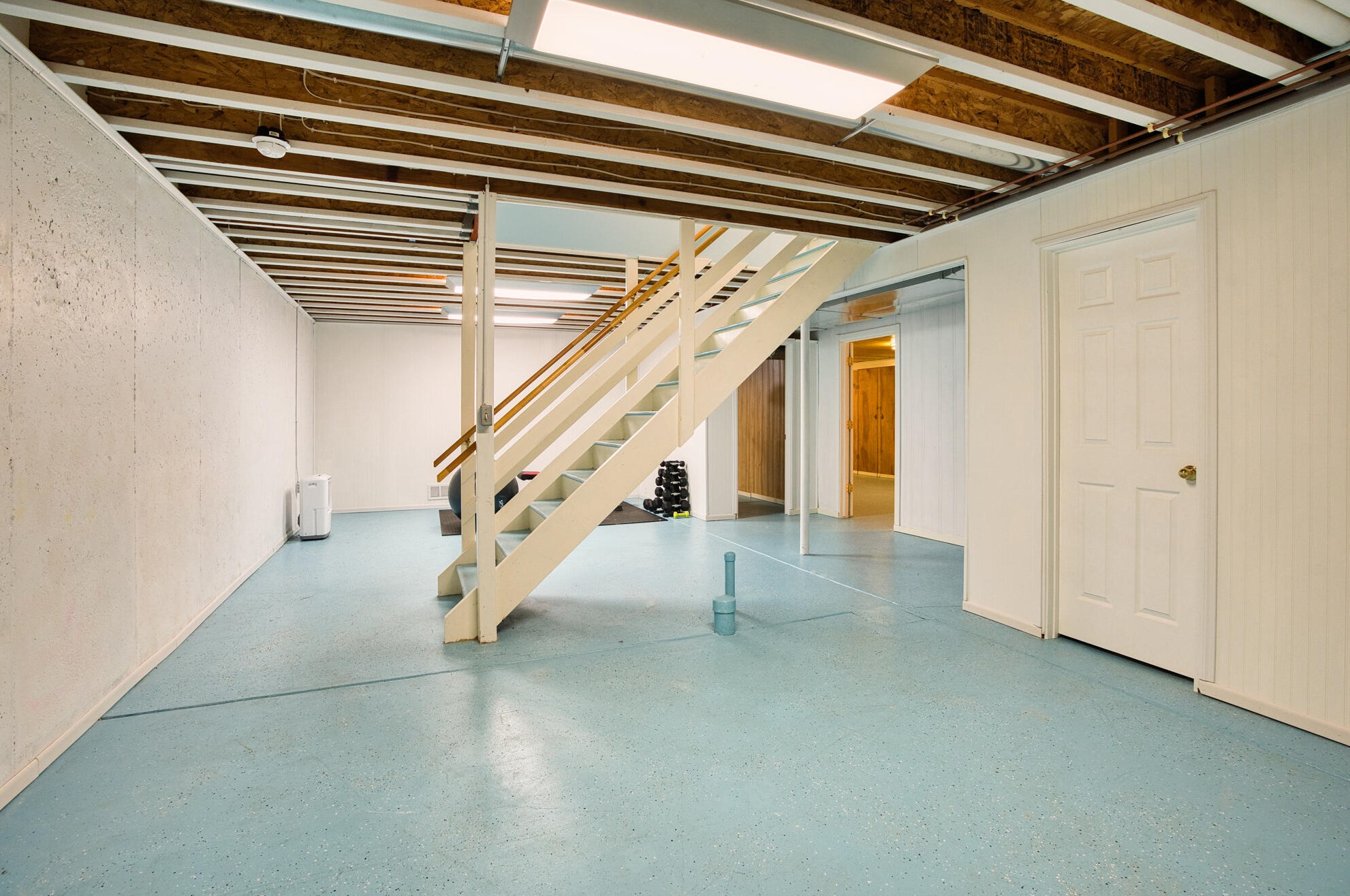 1004 Cobblestone Dr, Sheboygan WI  53083-5703 exterior