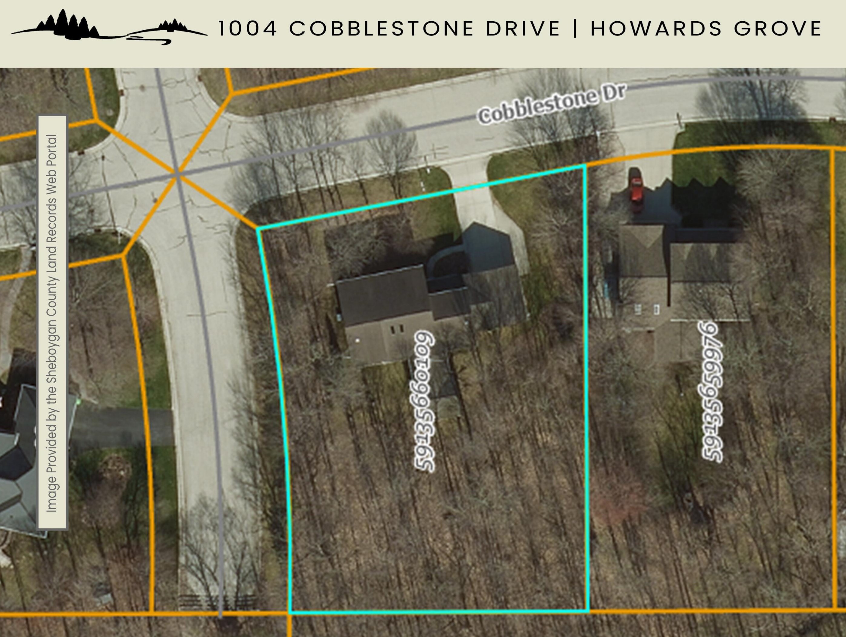 1004 Cobblestone Dr, Sheboygan WI  53083-5703 exterior