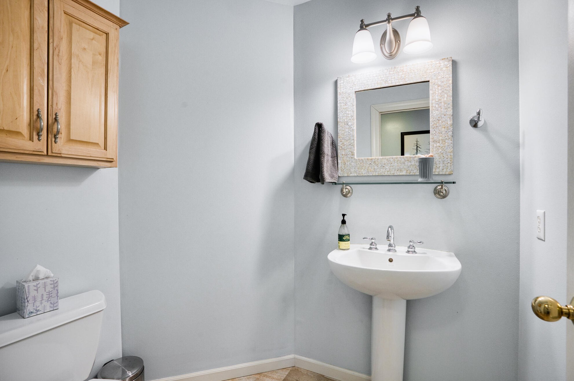 1004 Cobblestone Dr, Sheboygan WI  53083-5703 exterior