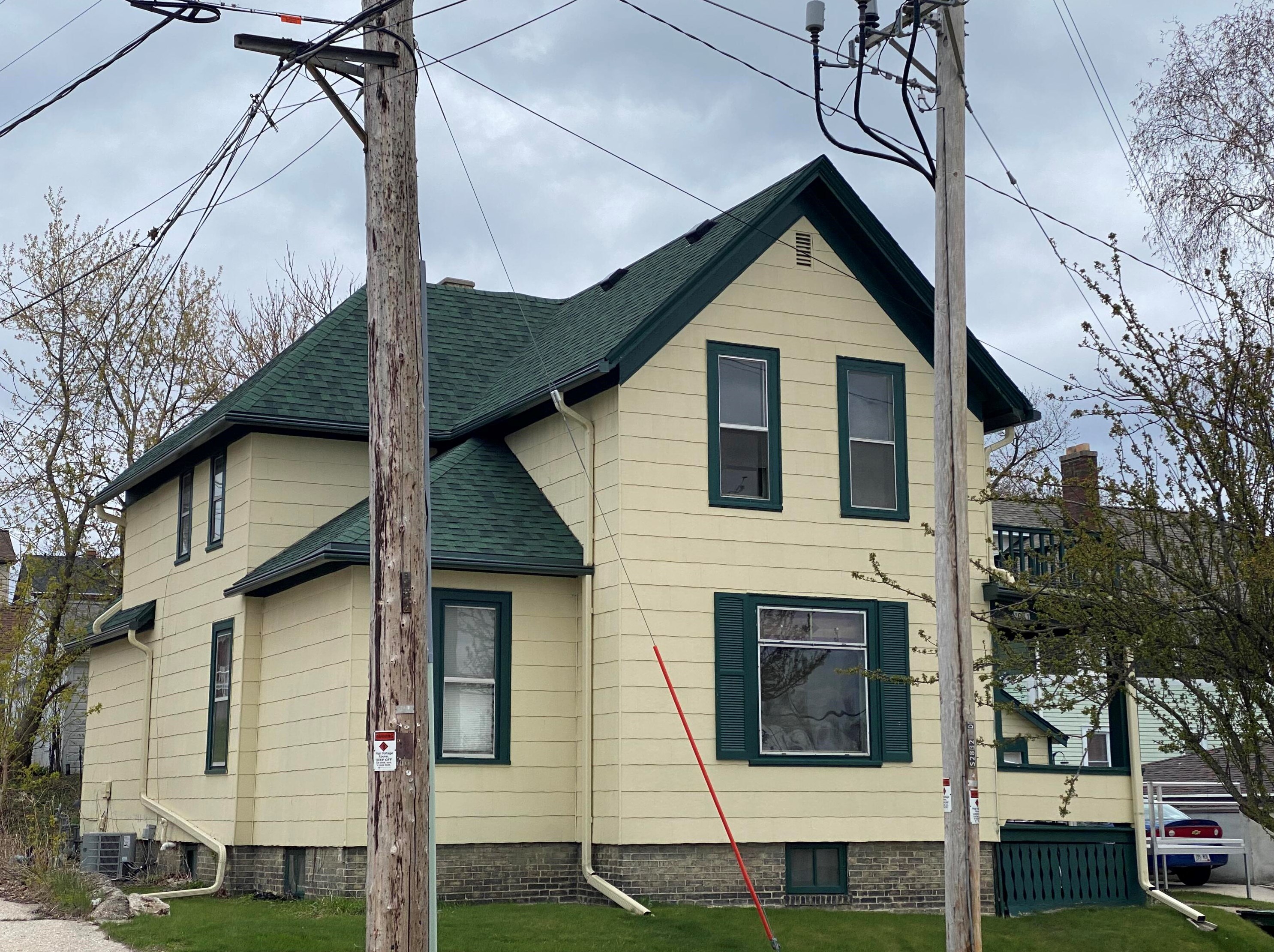 1011 10th St, Sheboygan WI  53081-3908 exterior