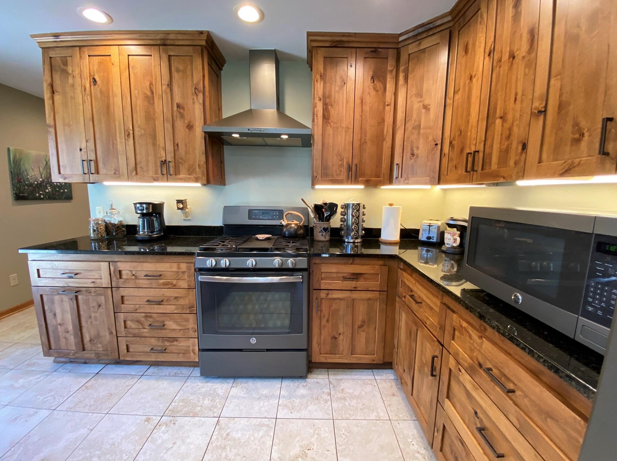 12134 Belmar Dr, Hales Corners WI  53132-1030 exterior