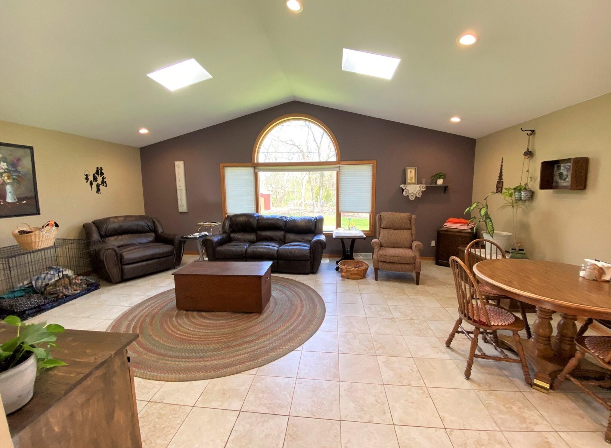 12134 Belmar Dr, Hales Corners WI  53132-1030 exterior