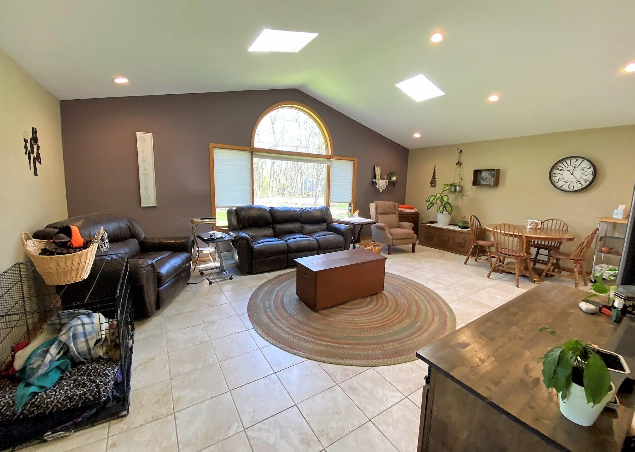 12134 Belmar Dr, Hales Corners WI  53132-1030 exterior