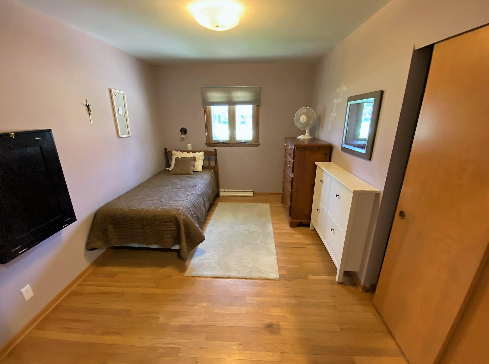 12134 Belmar Dr, Hales Corners WI  53132-1030 exterior