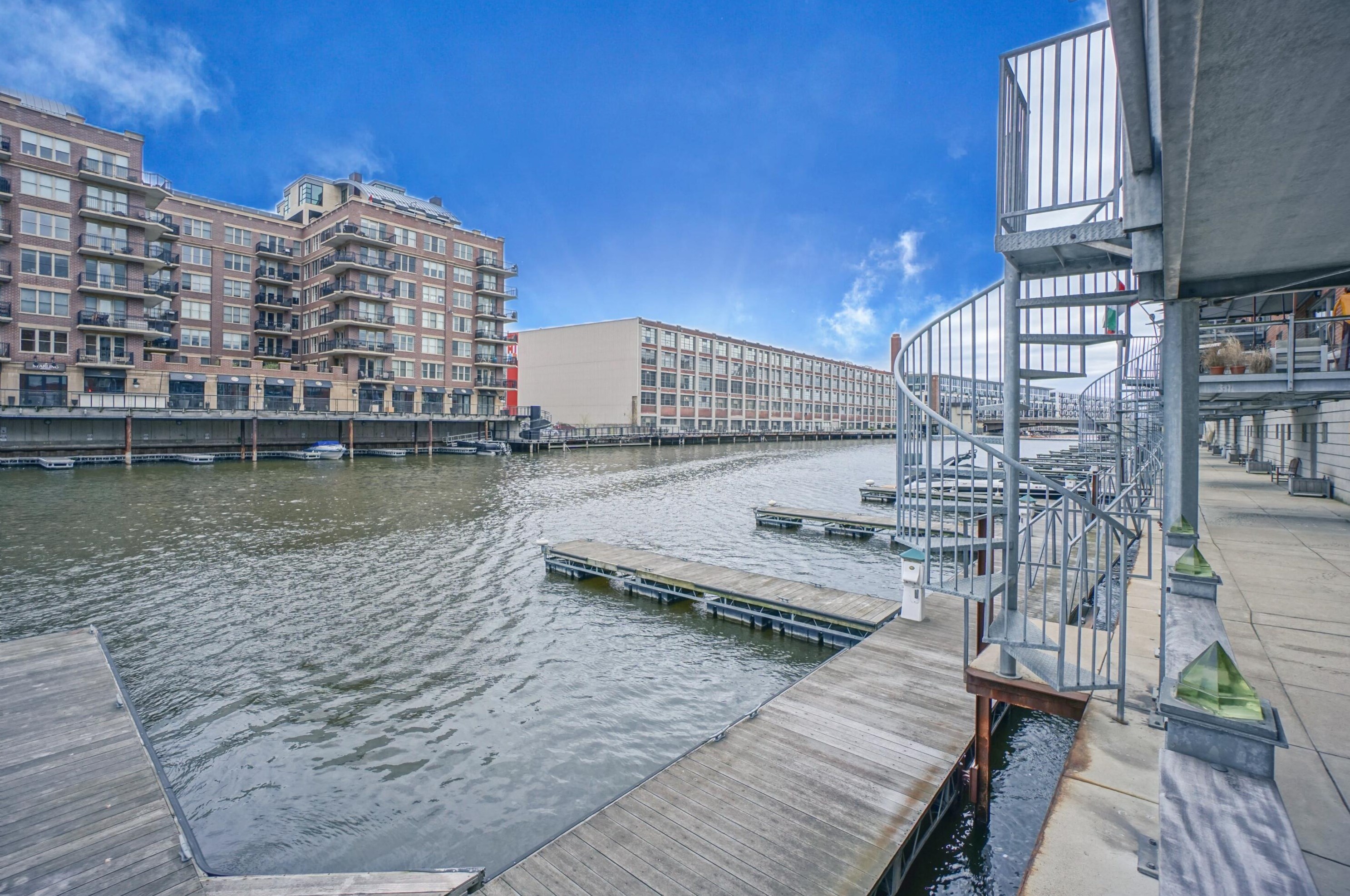 130 S Water St Apt 400, Milwaukee, WI 53204