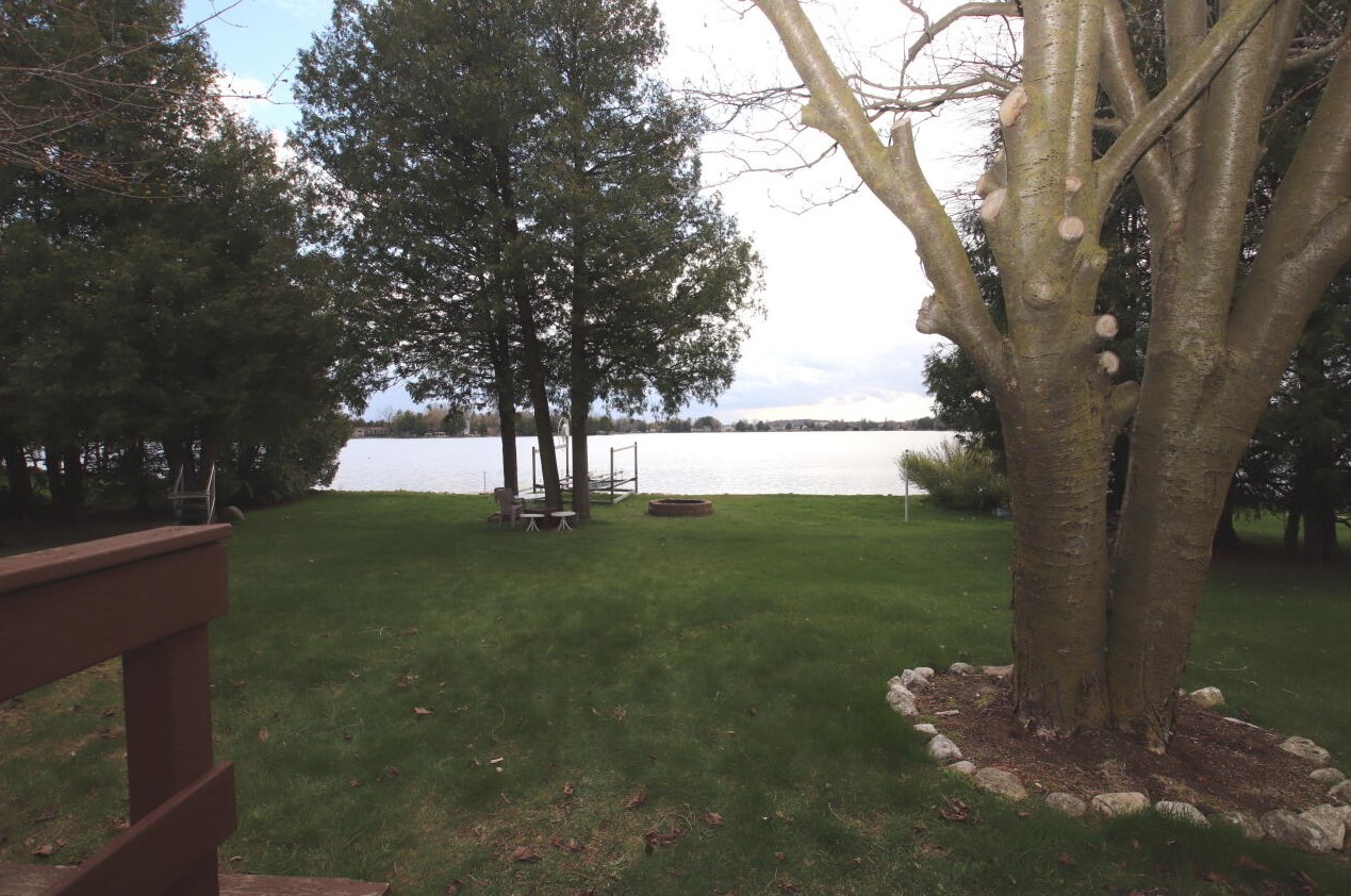 10428 Karstaedt Rd, Kiel, WI 53042