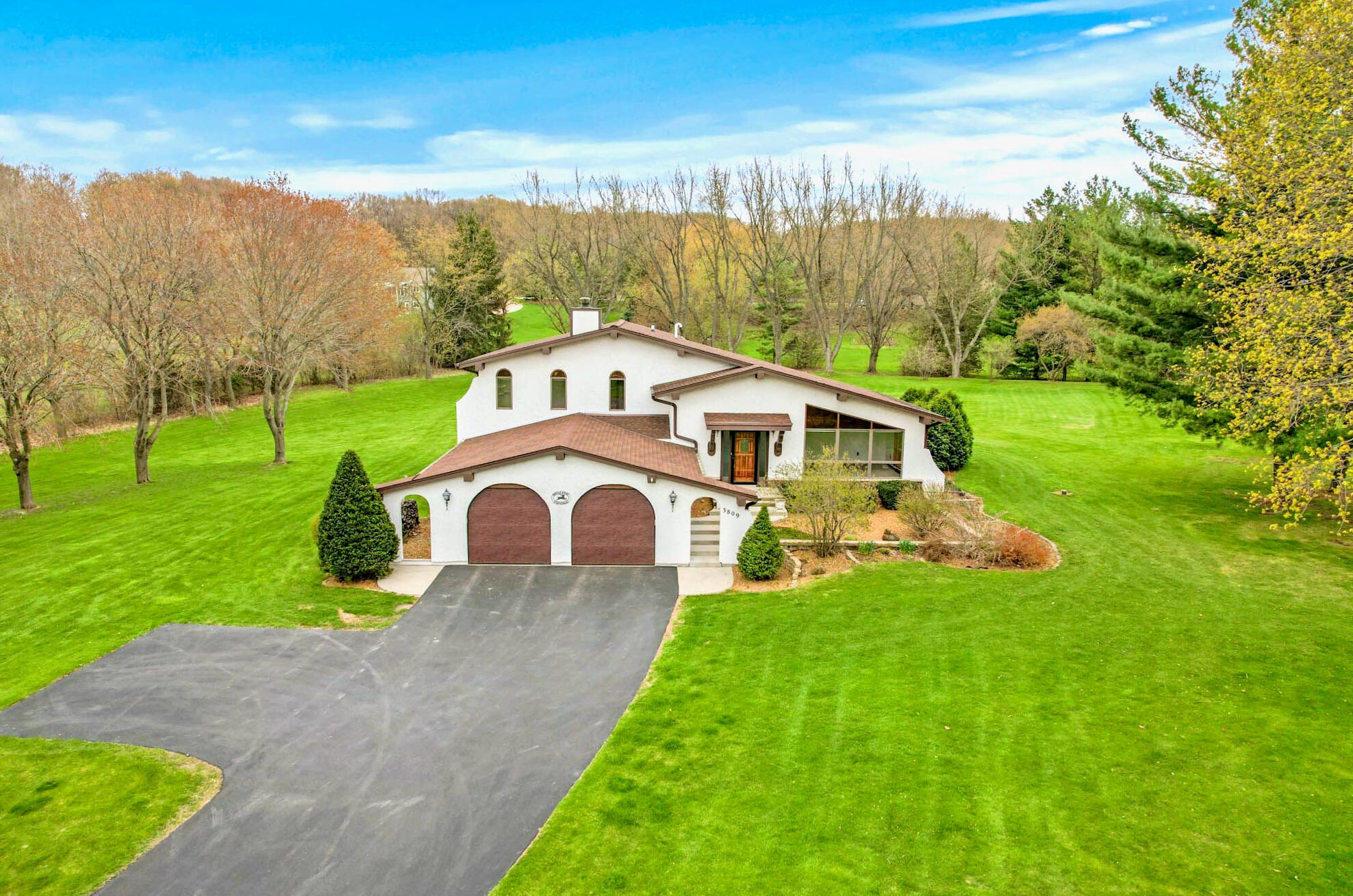 3809 Cora Ln, Richfield, WI 53076-9630