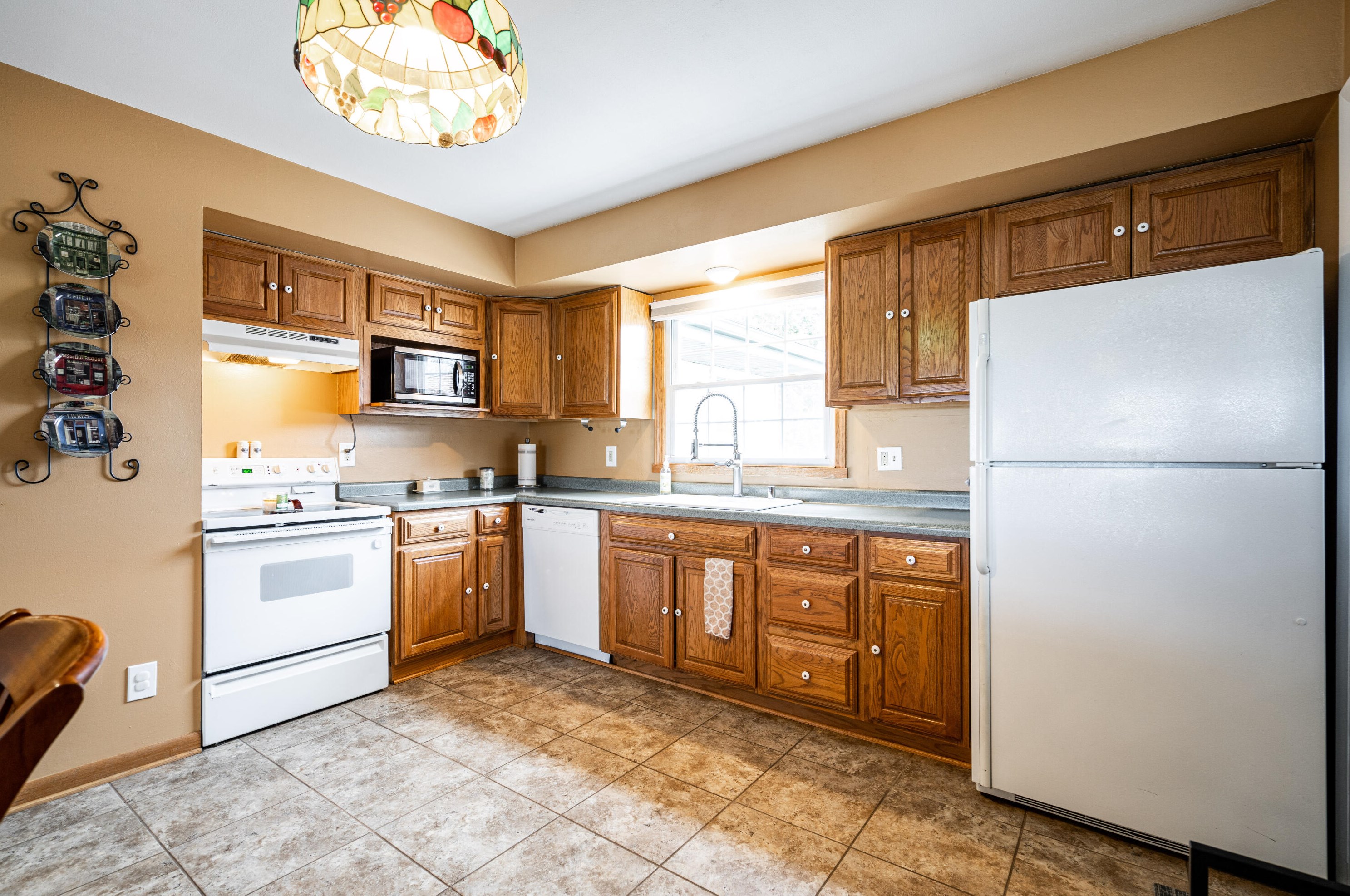 3911 E Lunham Ave, Cudahy, WI 53110