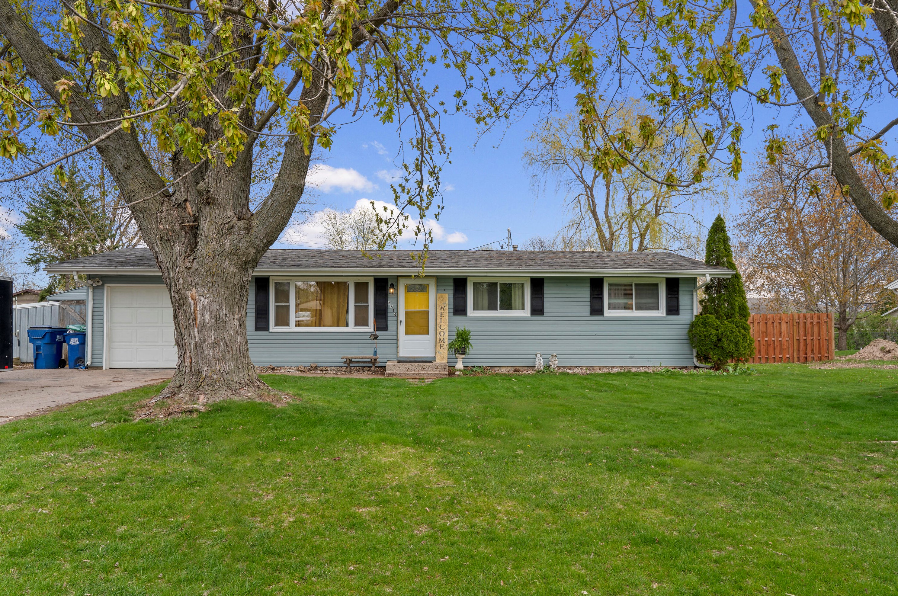 2616 Hibbard Ct, La Crosse, WI 54603