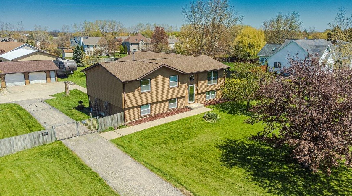 3400 116th St, Kenosha, WI 53158
