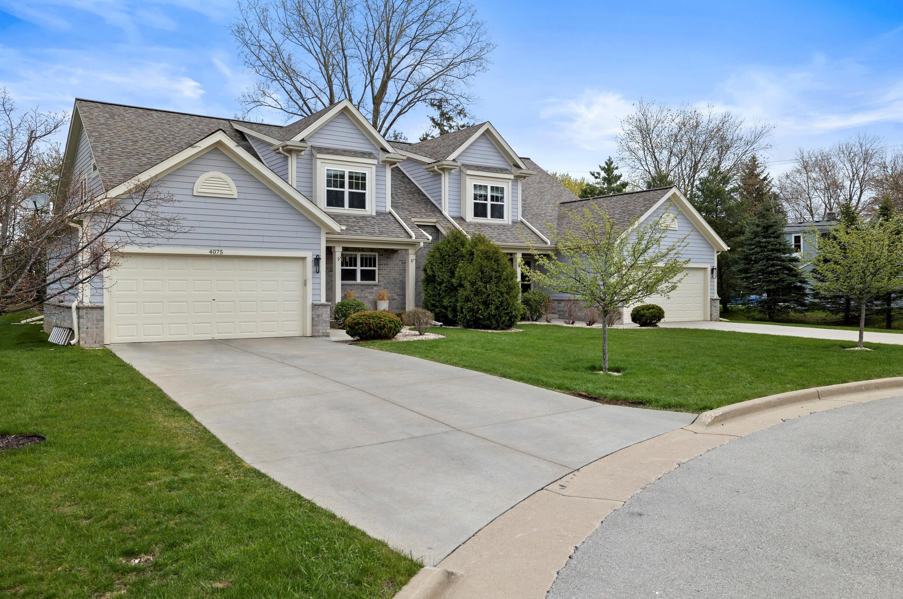 4075 Wyndham Pointe Cir #6, Brookfield, WI 53005