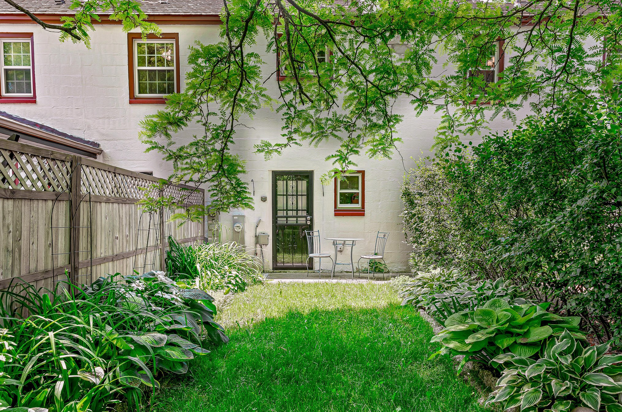 5602 Berry Ct, Greendale, WI 53129