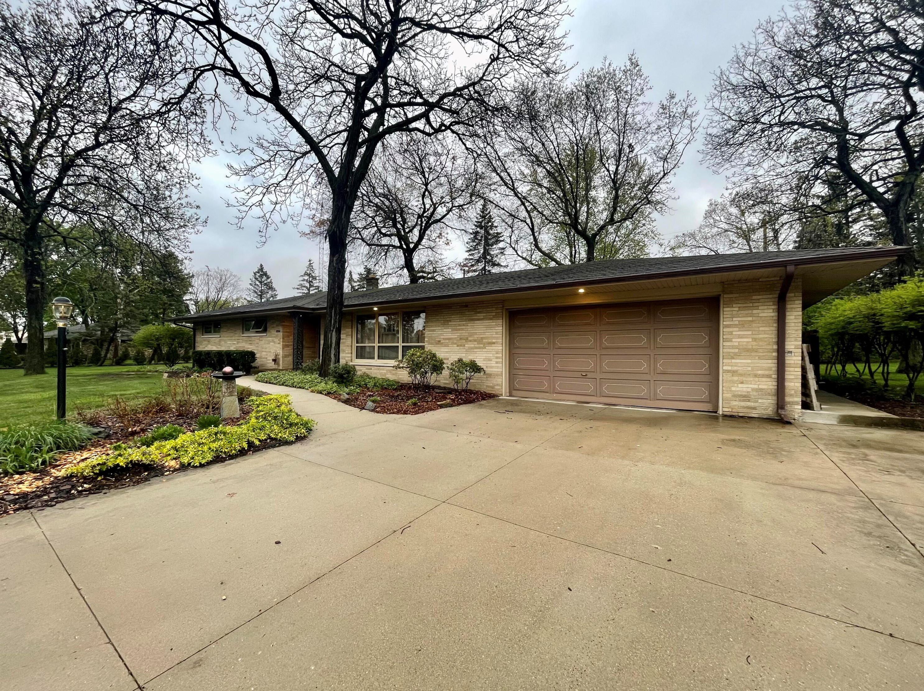 4127 86th Pl, Kenosha, WI 53142