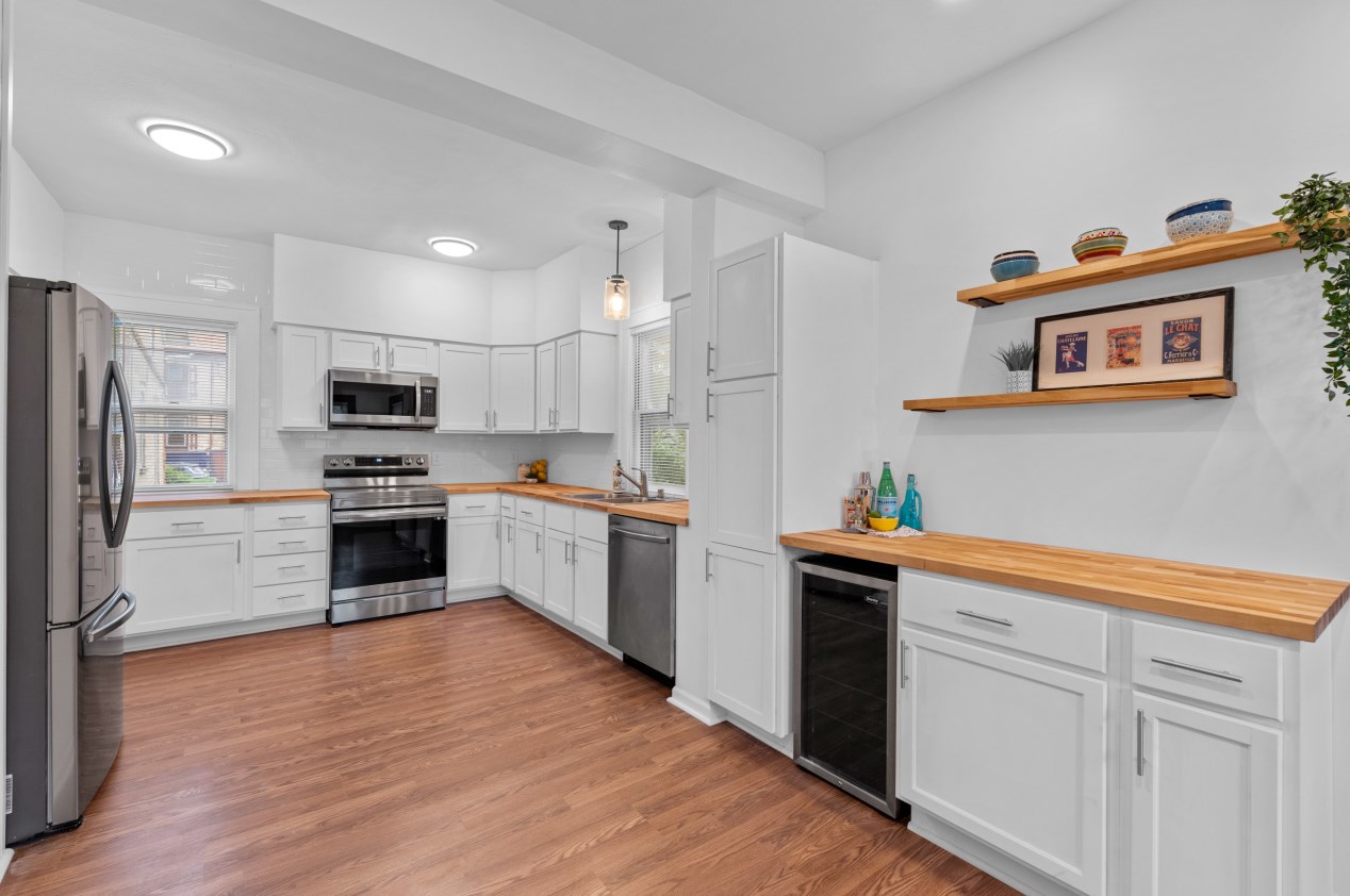 1136 Fond Du Lac Ave, Kewaskum, WI 53040