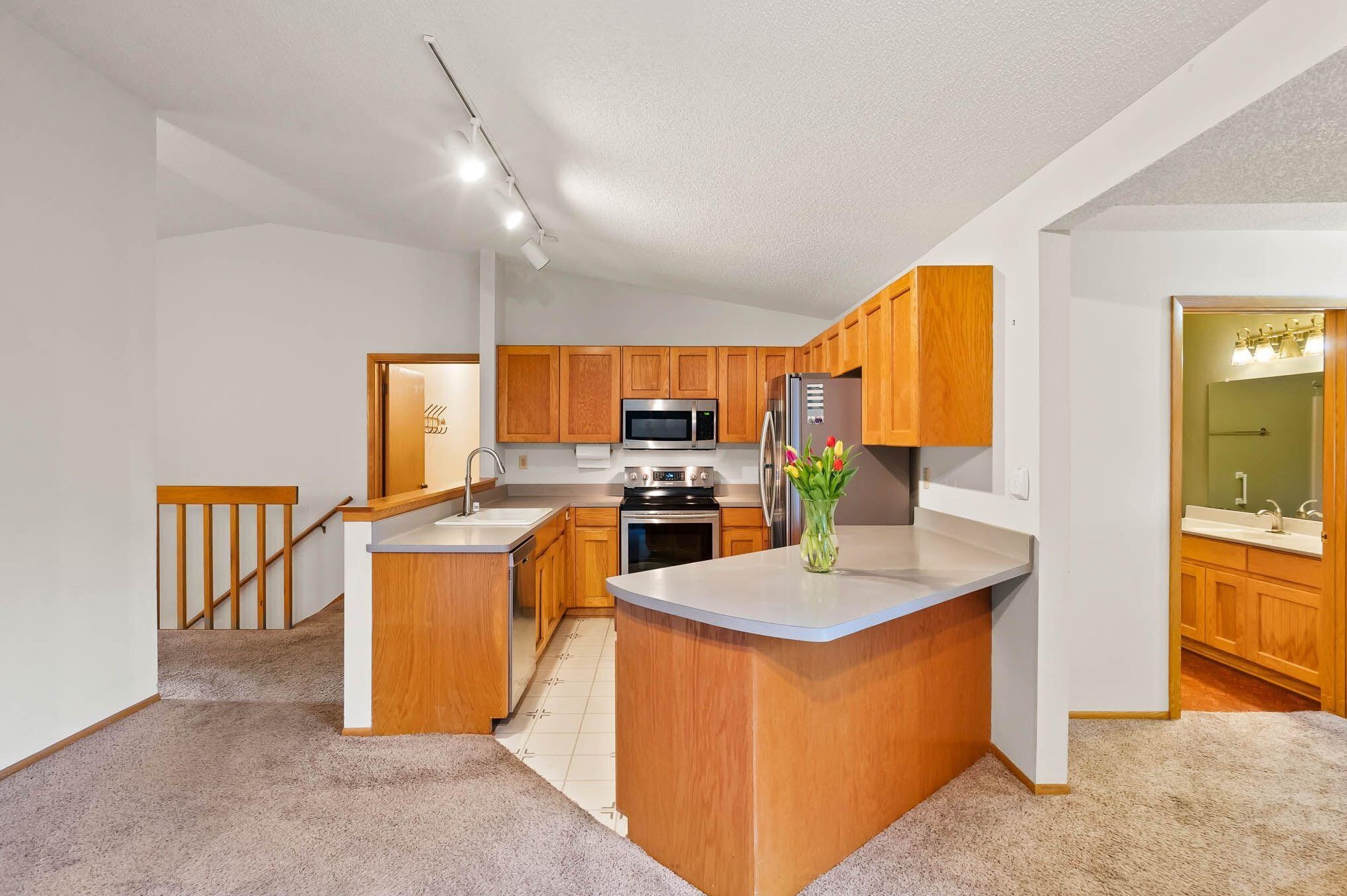15609 W Brook Dr, Waukesha, WI 53151