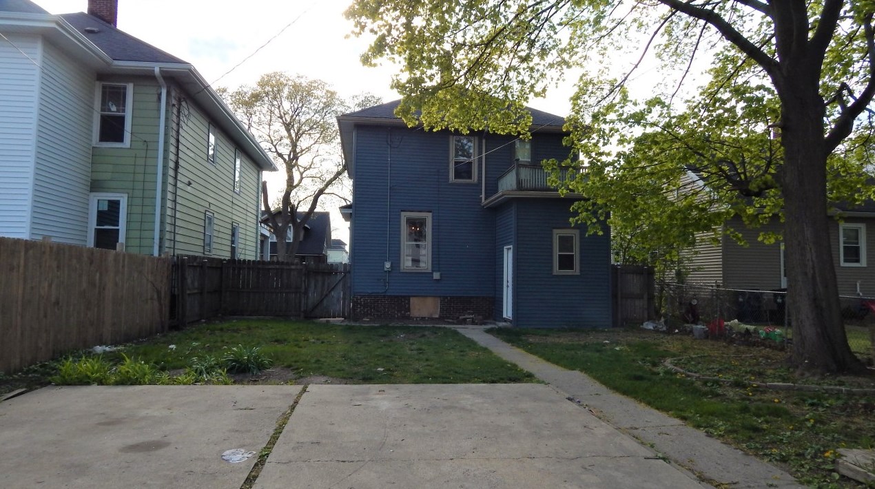 1633 Flett Ave, Racine WI  53405-3535 exterior