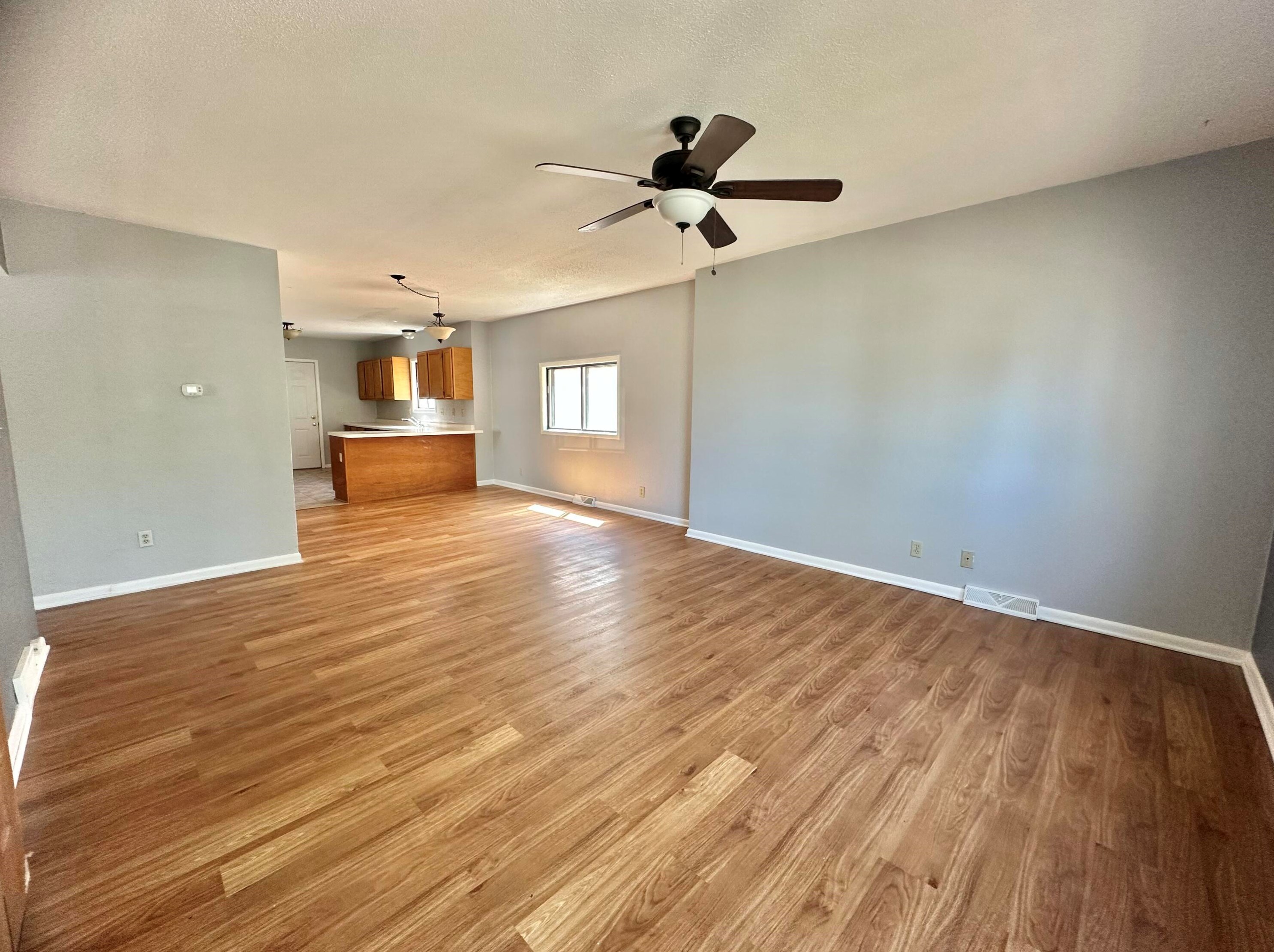 2512 N Bartlett Ave, Milwaukee, WI 53211