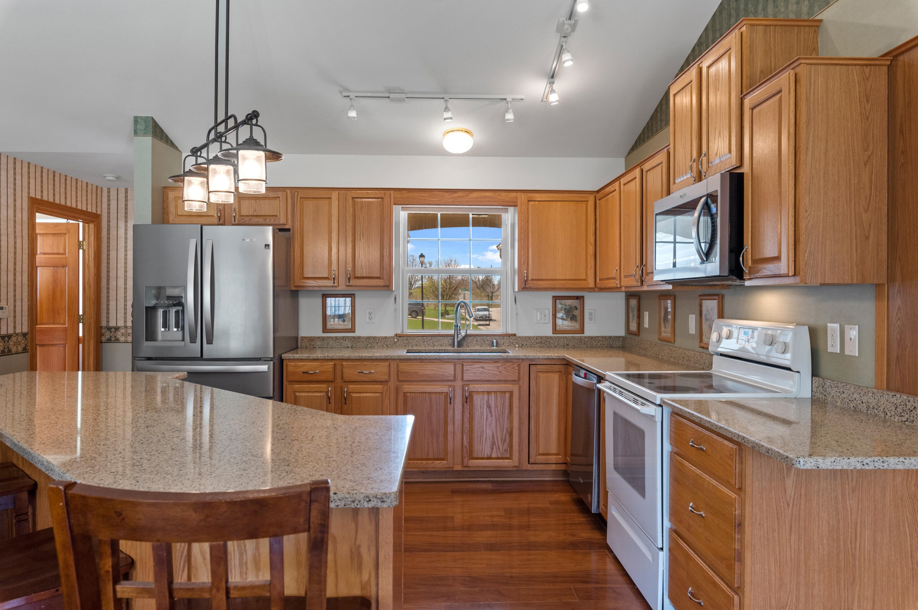 914 Iyla Ave, Belgium, WI 53004-9310
