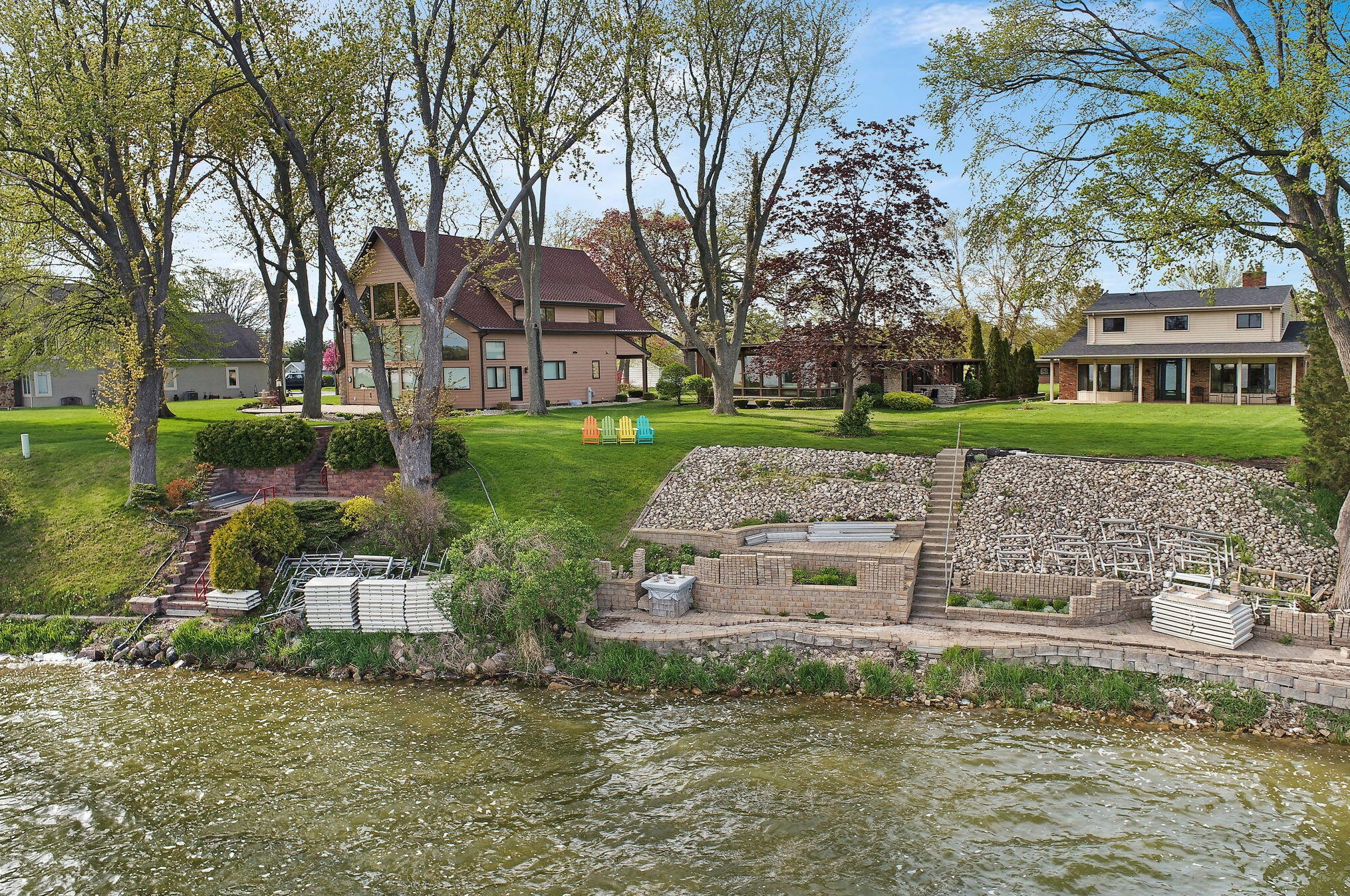 24221 Fairway Dr, Kansasville, WI 53139