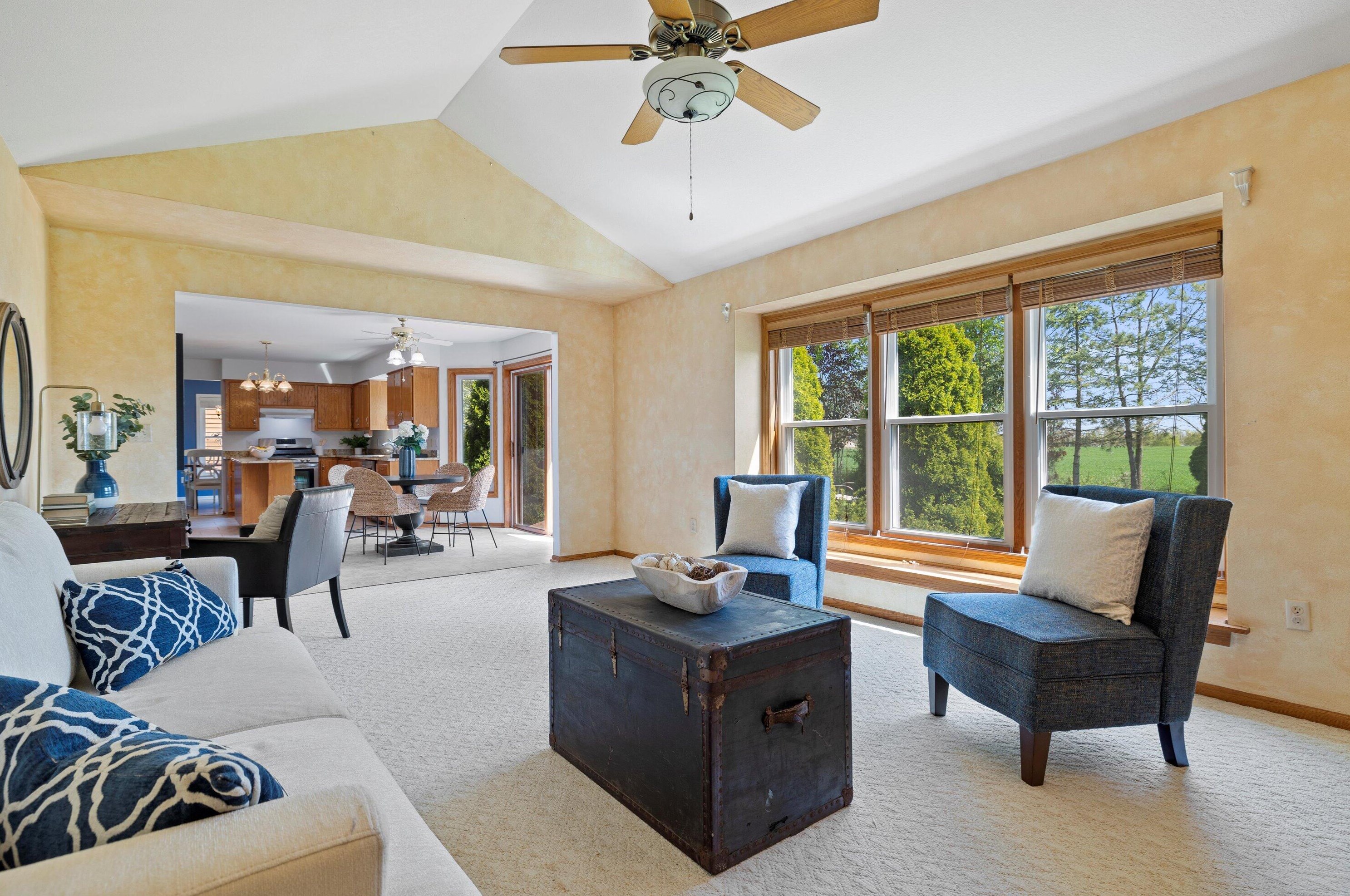 7835 Briarwood Dr, Hales Corners WI  53132-8843 exterior