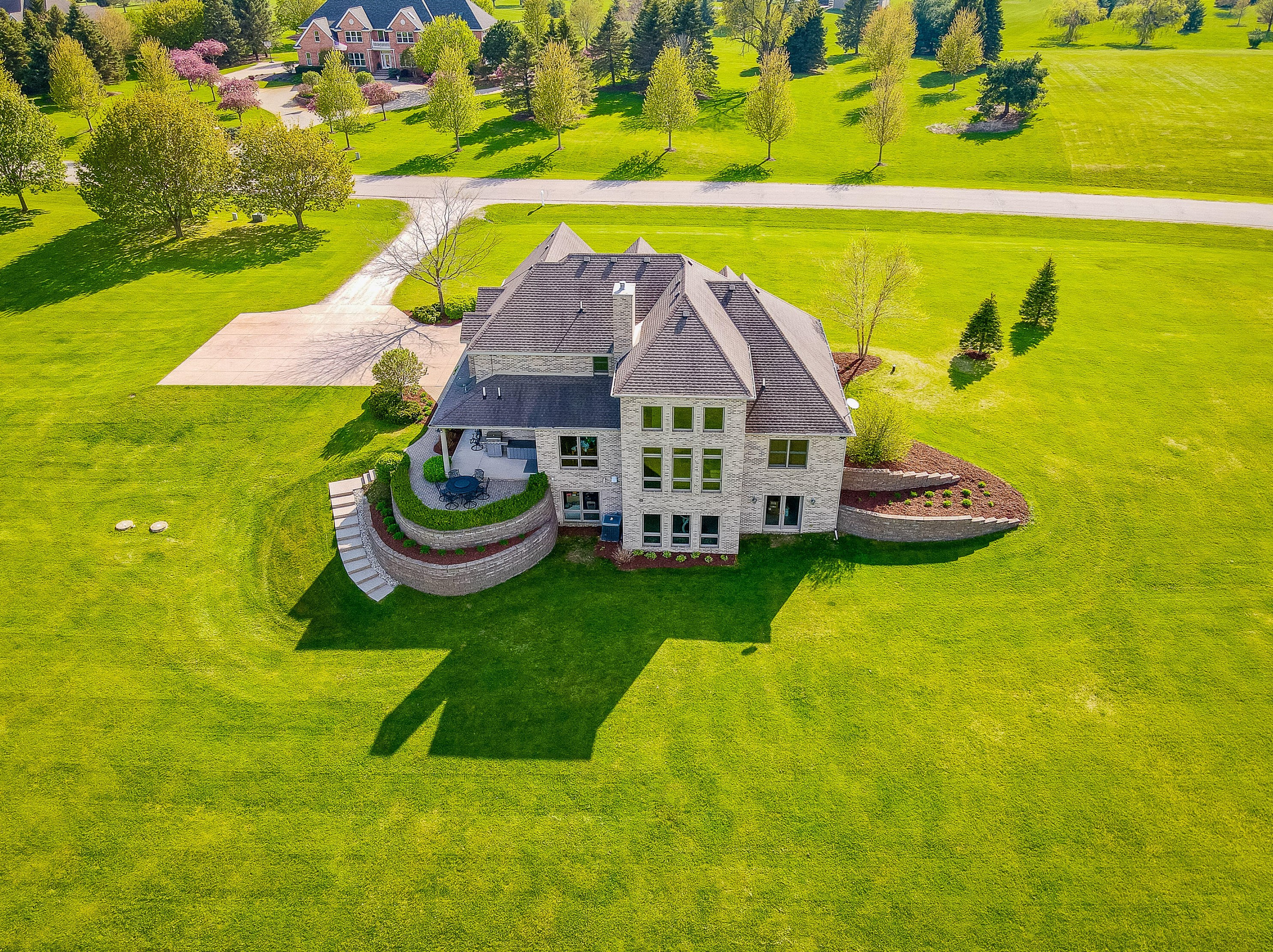 4827 Neumann Ln, Lyons, WI 53105-6905