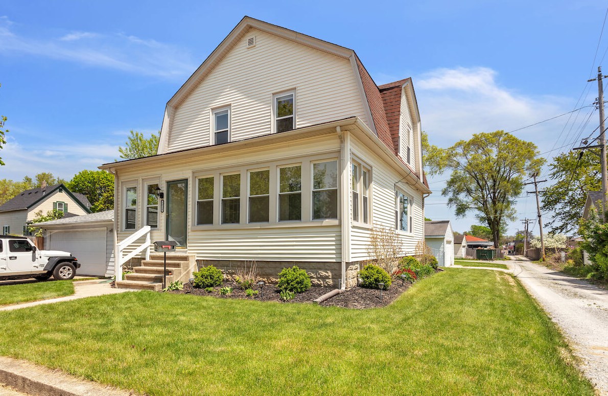 5919 41st Ave, Kenosha, WI 53144