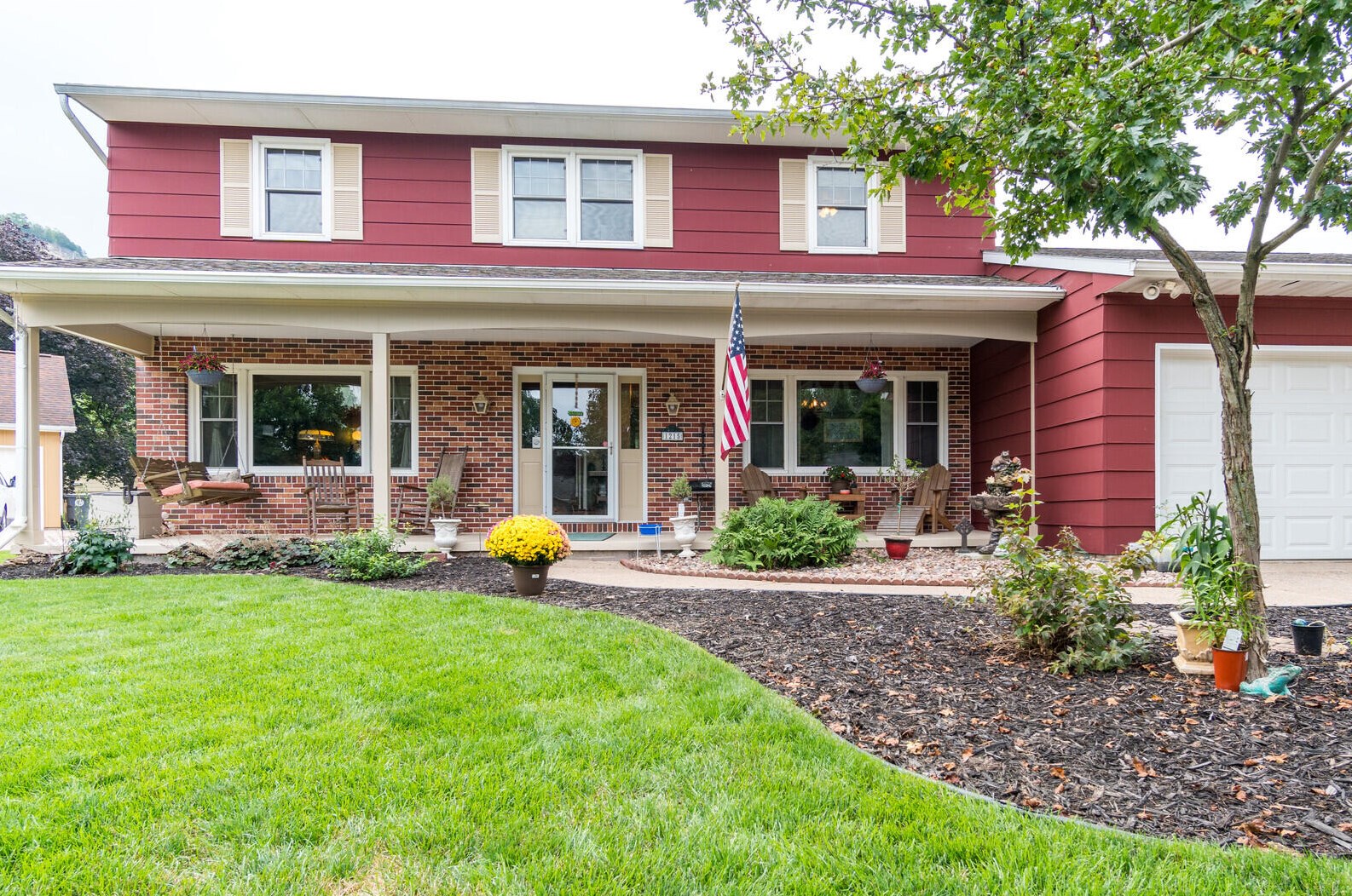 1215 Heritage Ct, La Crosse, WI 54601