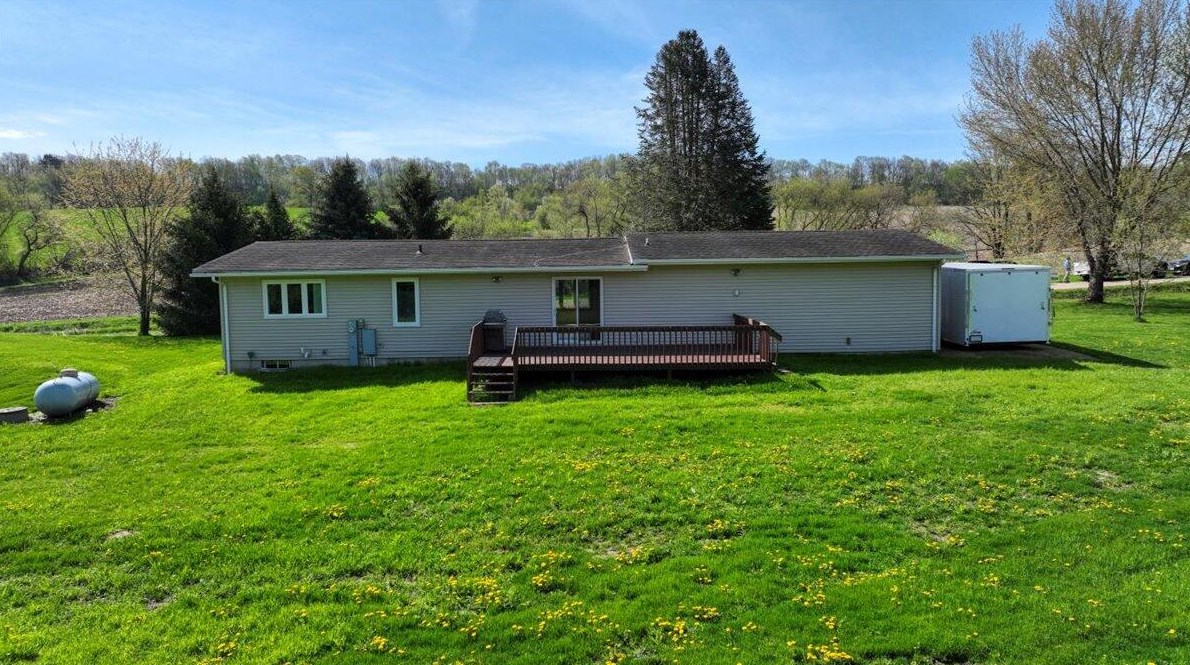 18685 Innsbruck Rd, Tomah, WI 54660