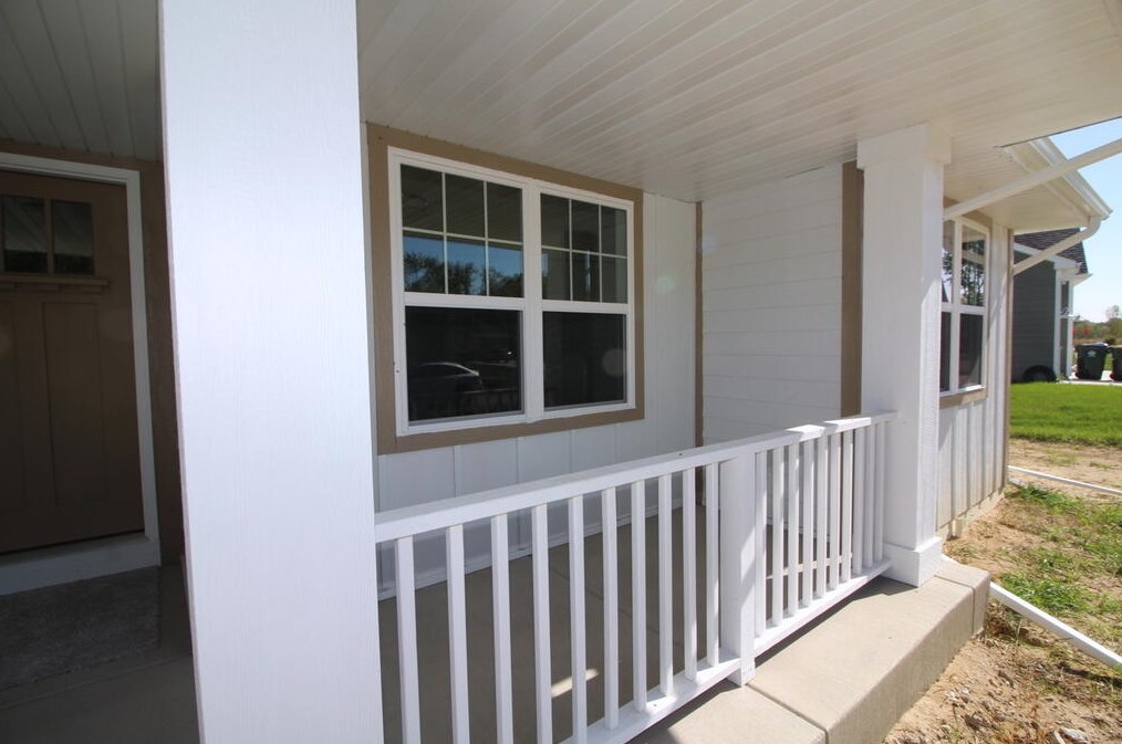 726 Fairway Dr, Twin Lakes, WI 53181