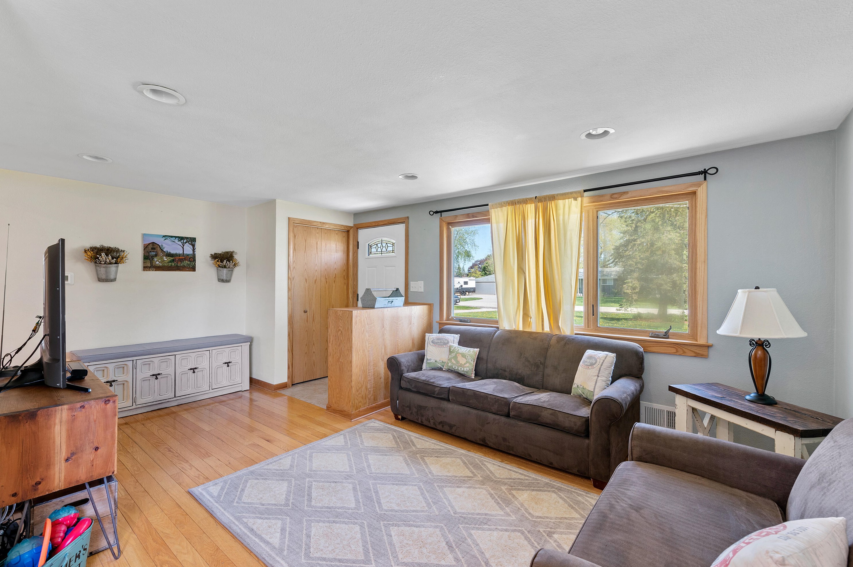 3179 S 146th St, Waukesha, WI 53151