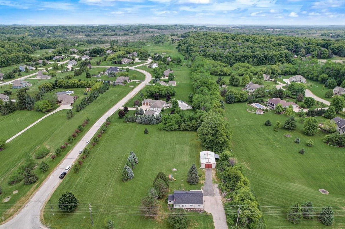 314 Scenic Rd, Colgate, WI 53017
