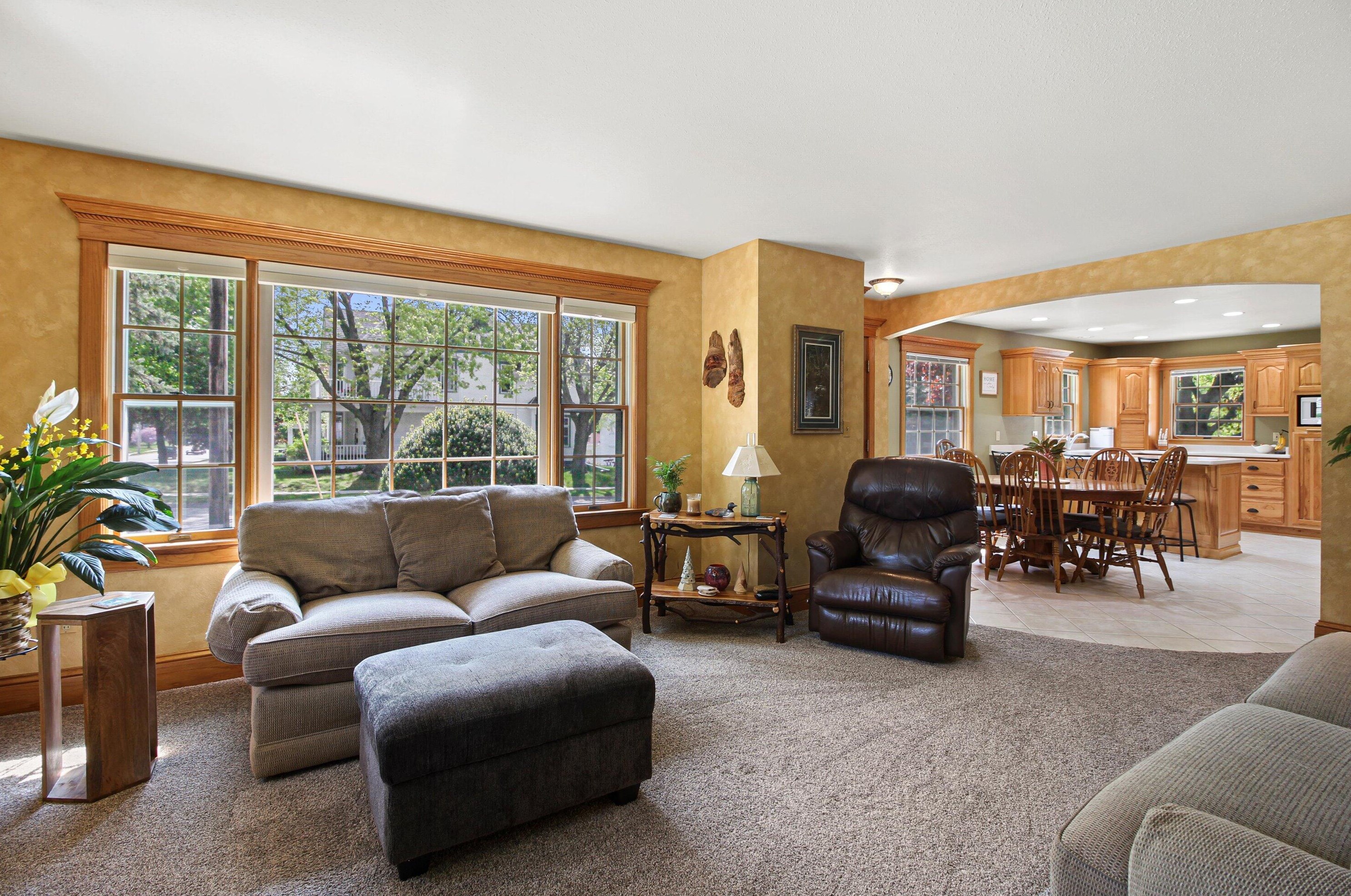 307 Sixth St, Hartford, WI 53027-1621