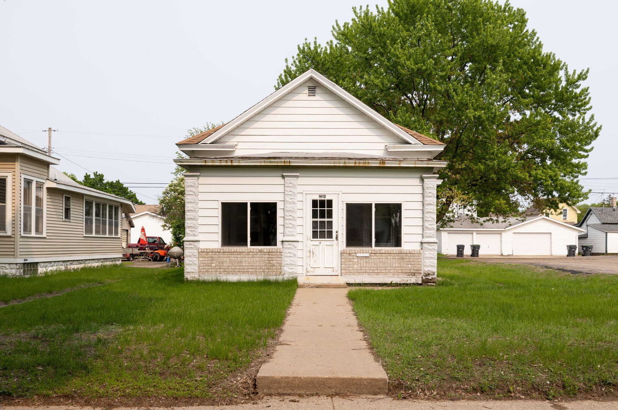 1612 Avon St, La Crosse, WI 54603